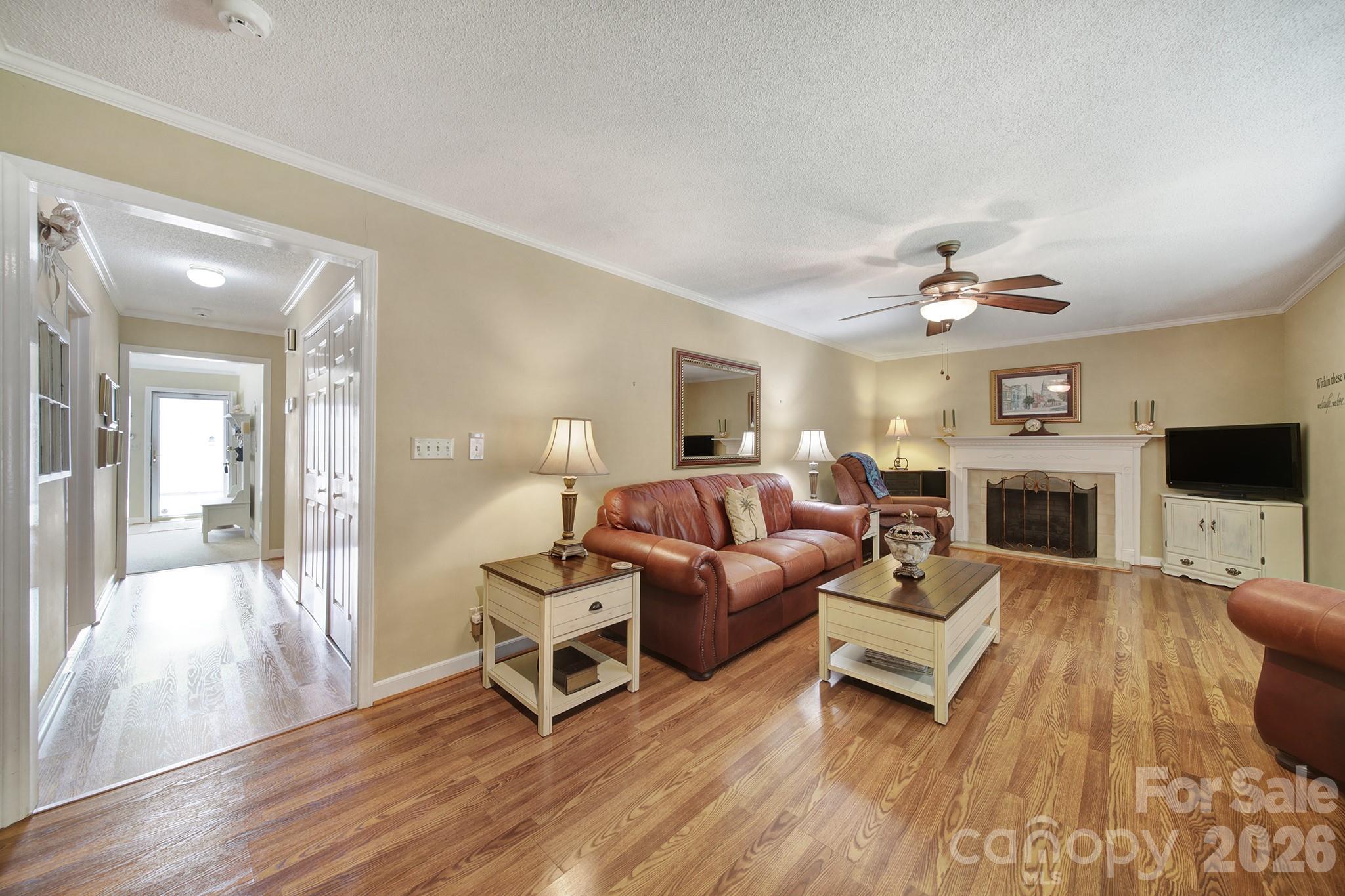 215 W Stevens Street — Kershaw