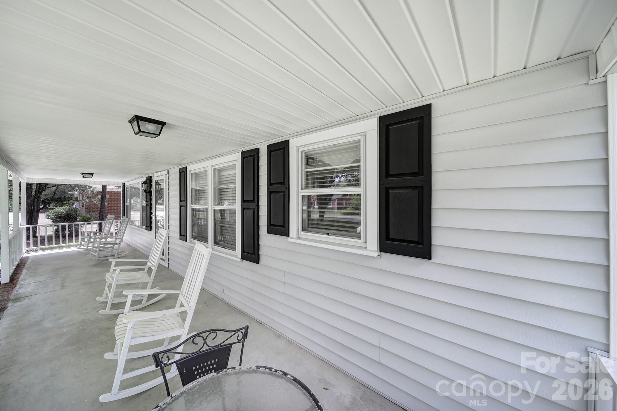 215 W Stevens Street — Kershaw