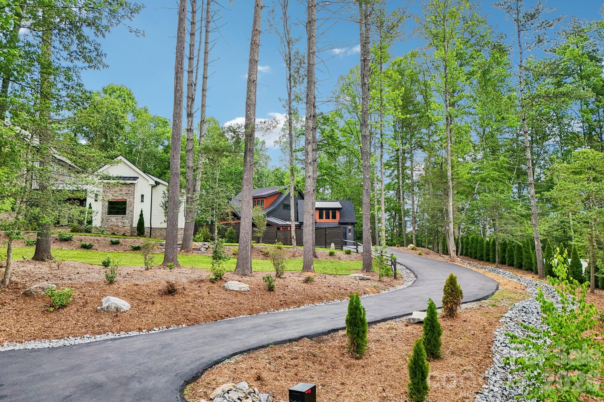 236 Glazener Road — Brevard