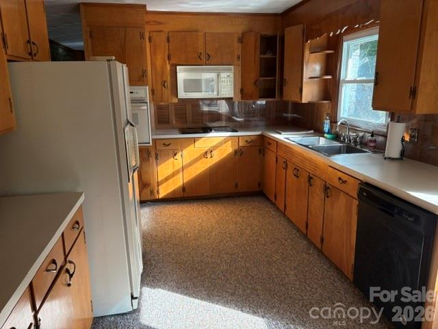 255 Glengarnock Road — Tryon
