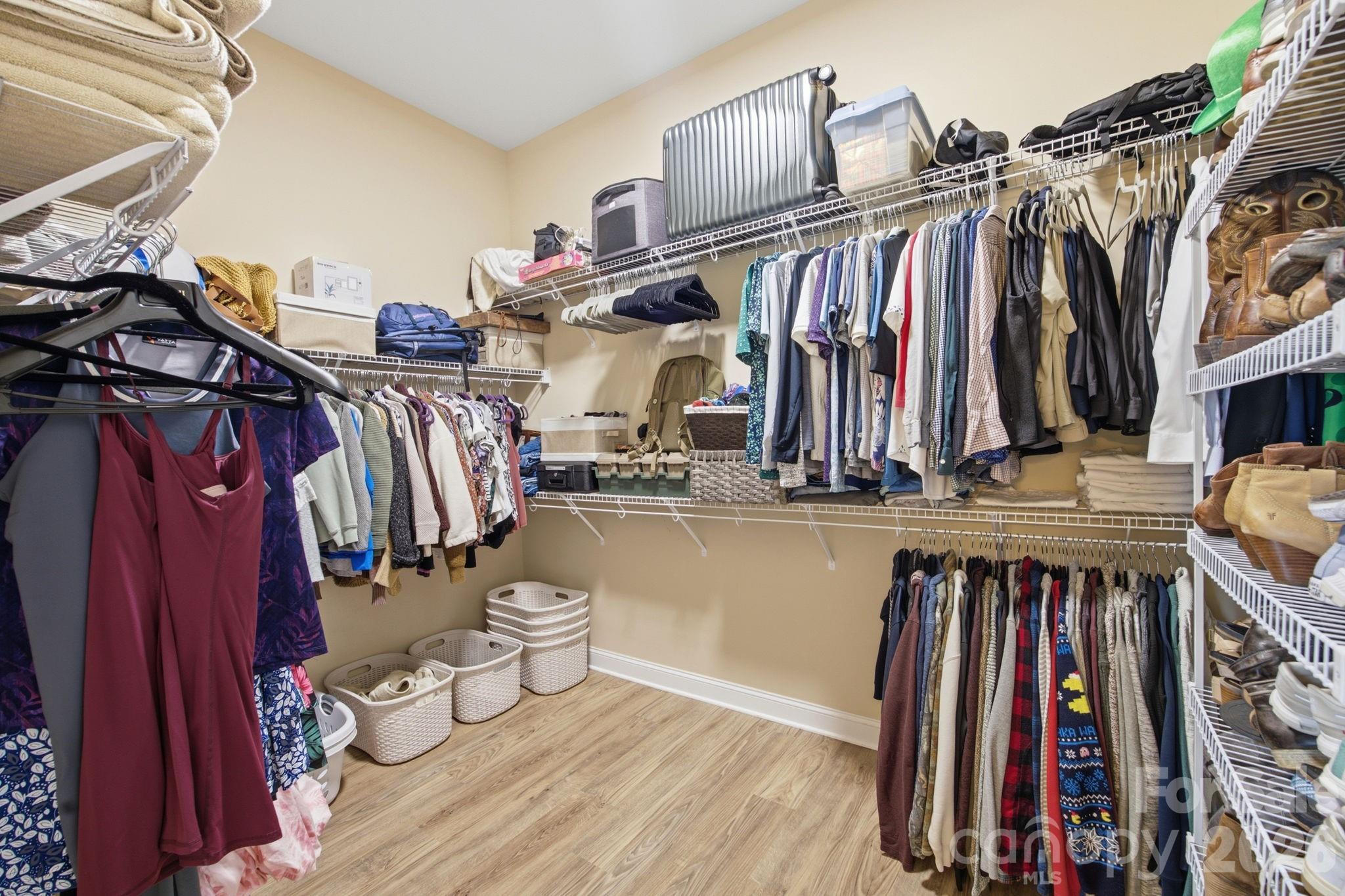 130 Lakeshore Hills Drive — Mooresville
