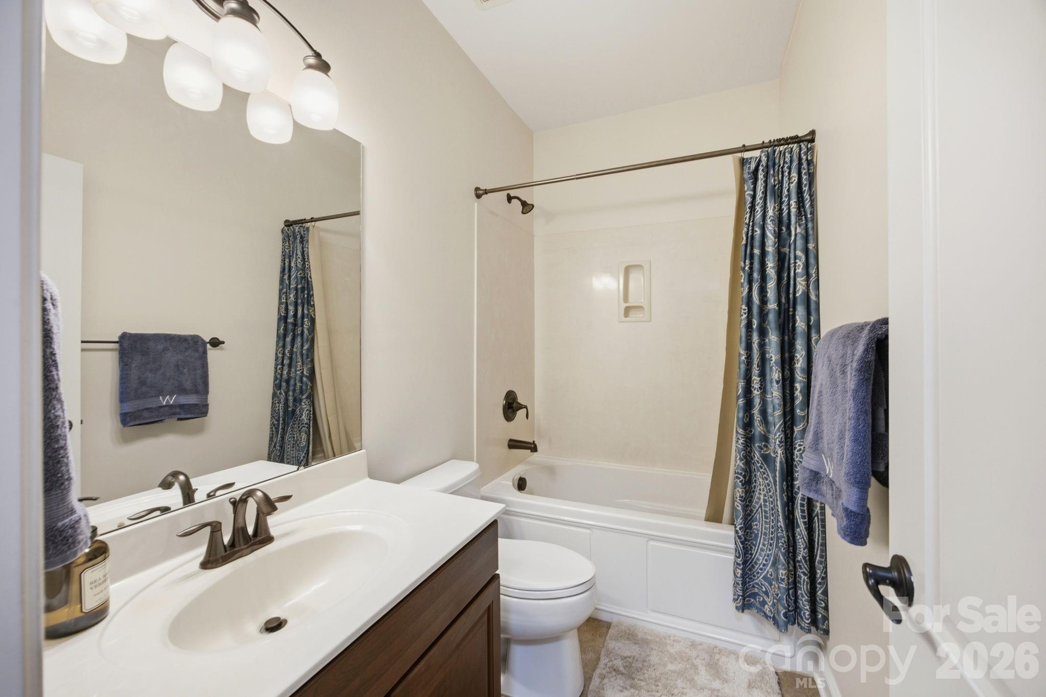 130 Lakeshore Hills Drive — Mooresville