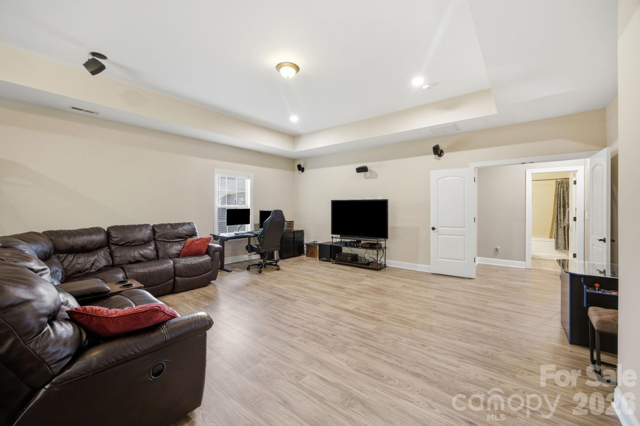 130 Lakeshore Hills Drive — Mooresville