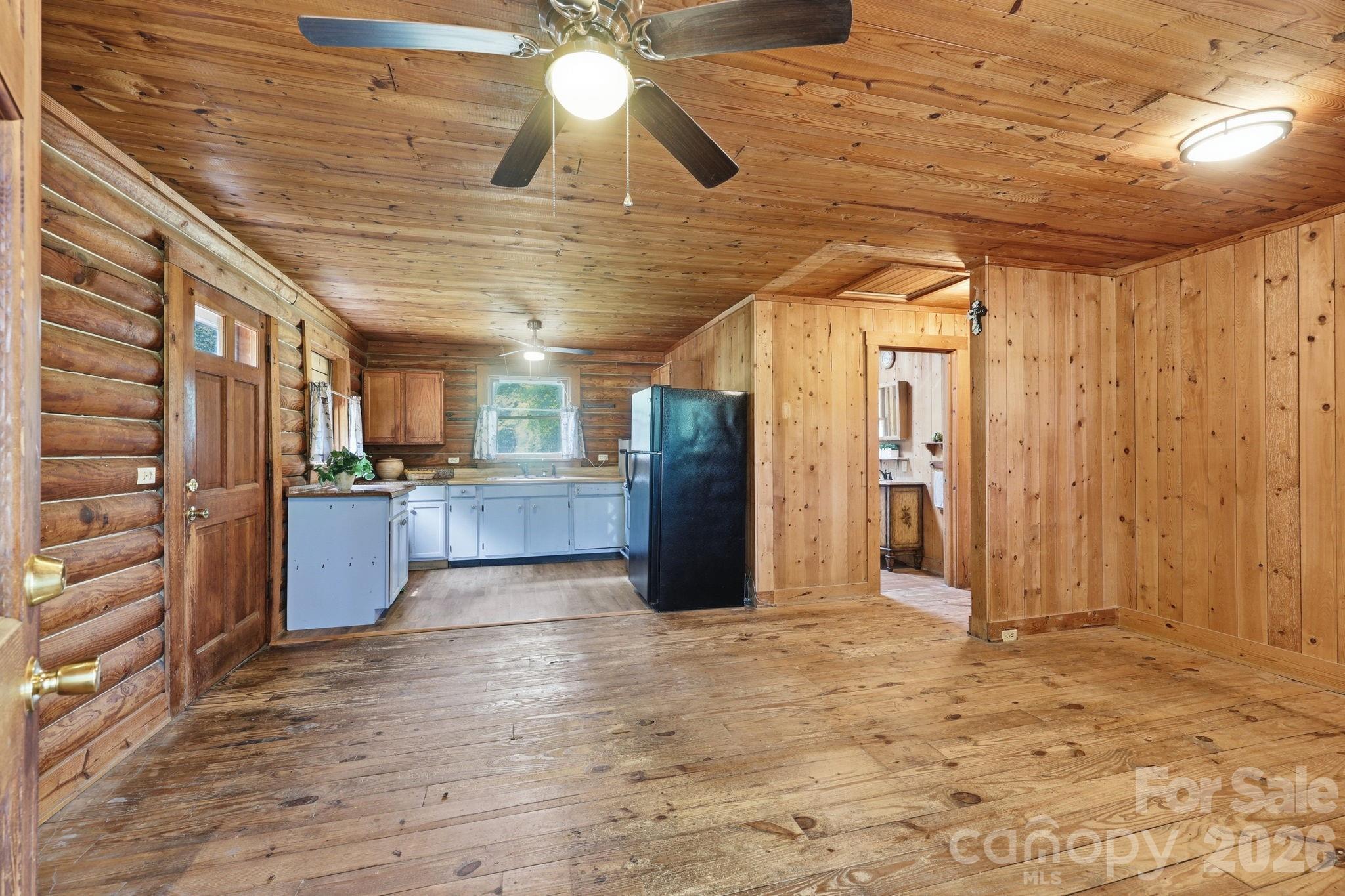 1115 Fiddler Brown Drive — Rockwell