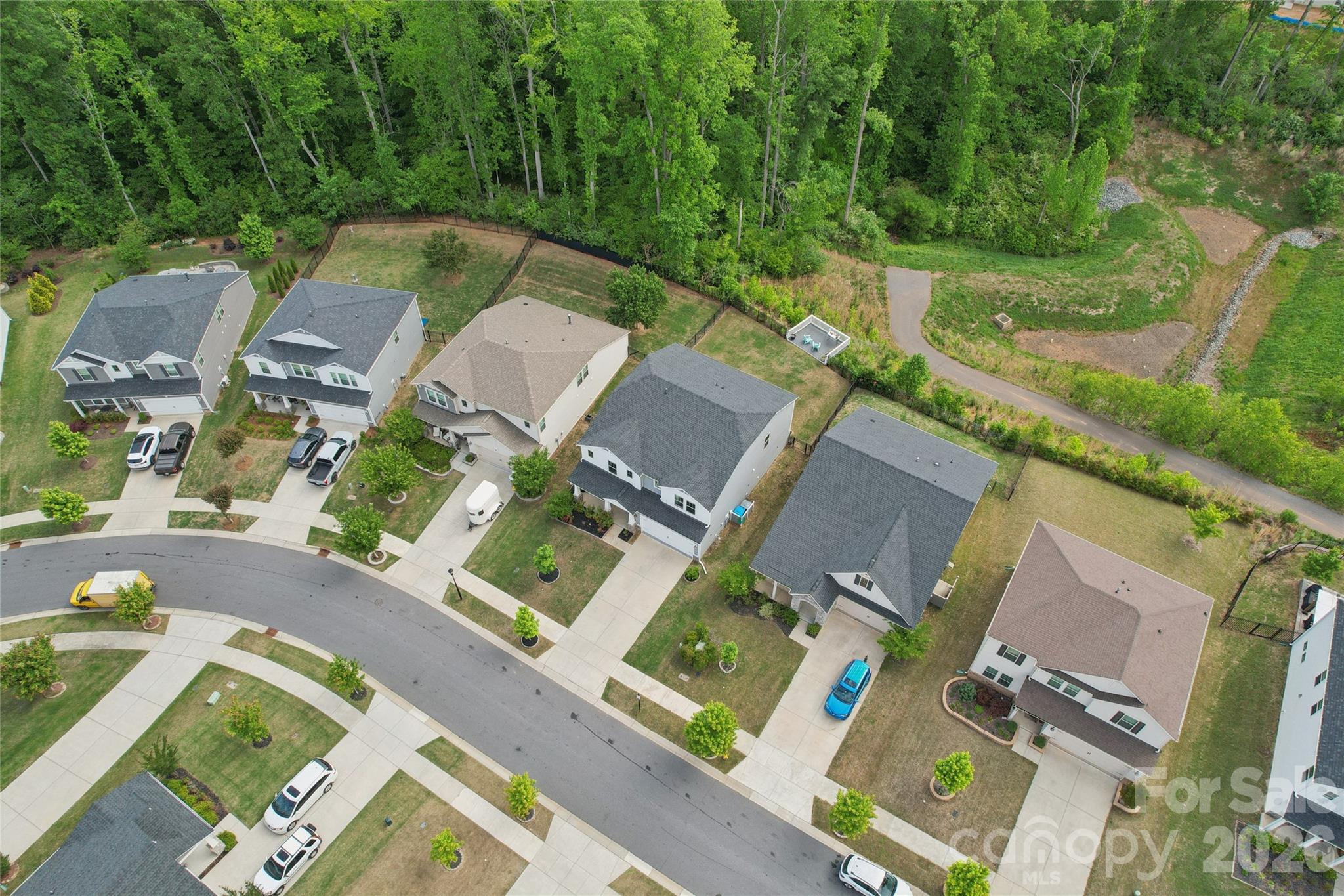 1071 Amberley Crossing Drive — Belmont