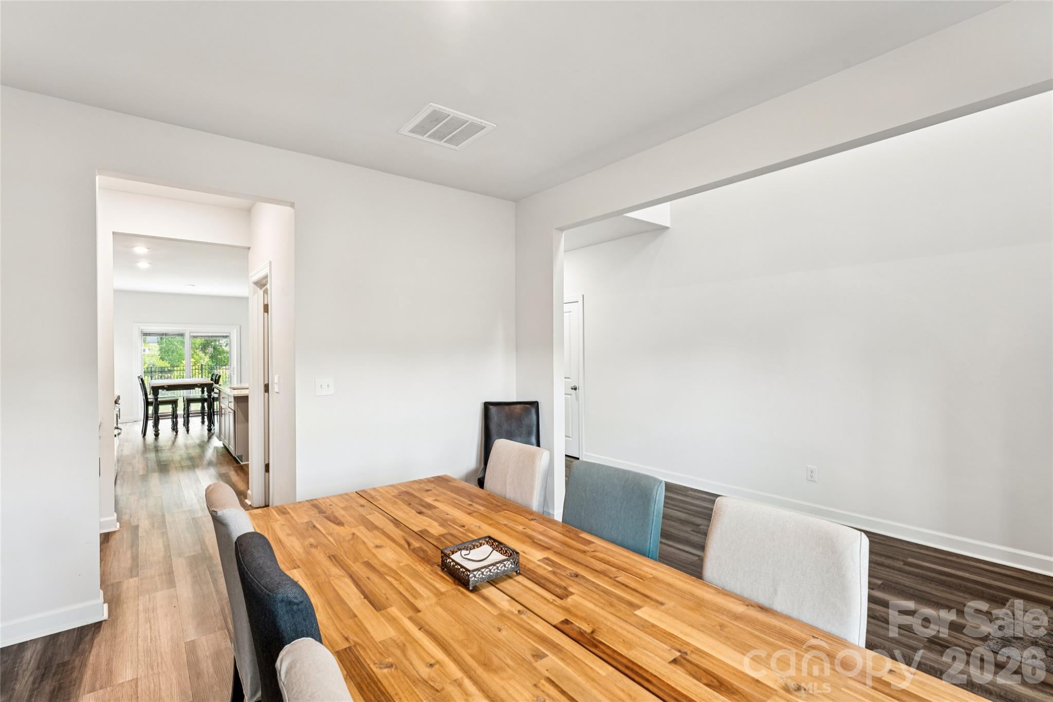 1071 Amberley Crossing Drive — Belmont