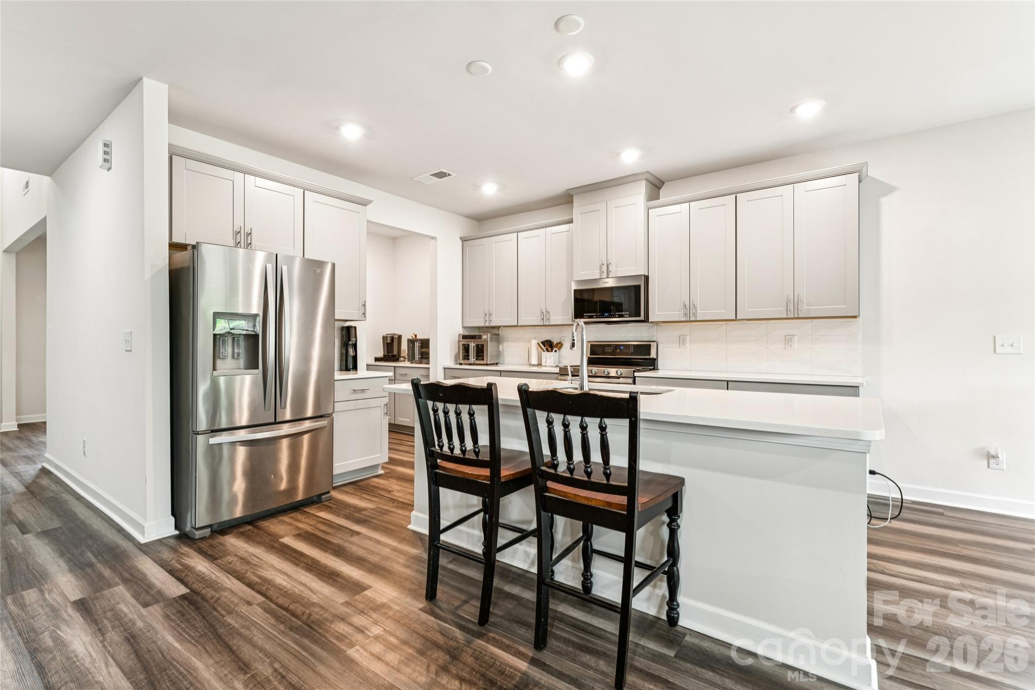 1071 Amberley Crossing Drive — Belmont