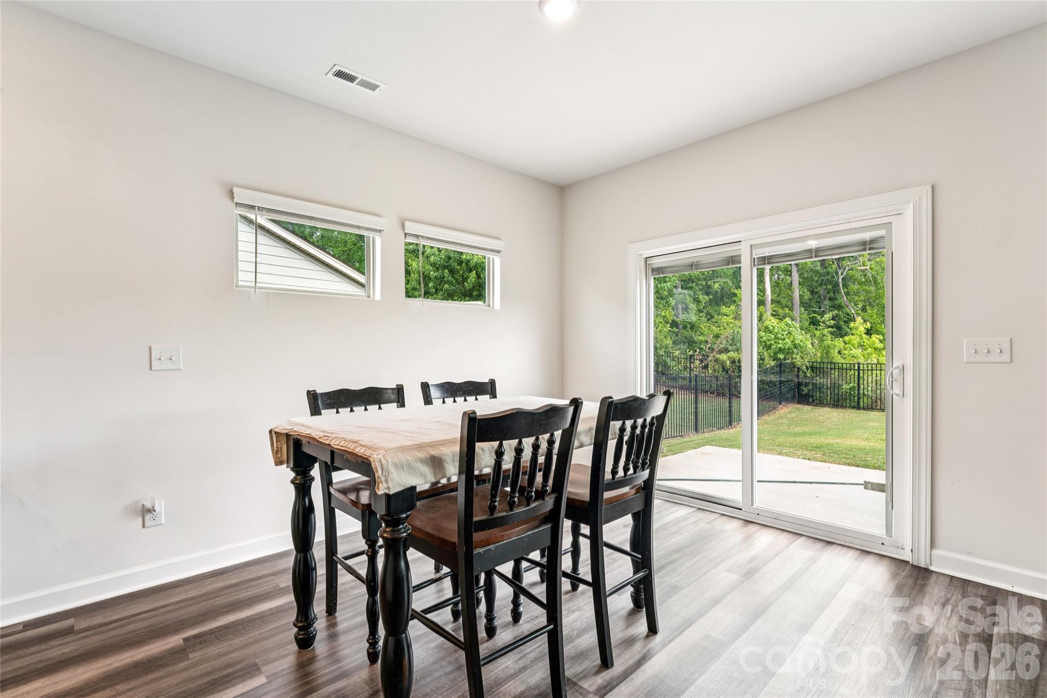 1071 Amberley Crossing Drive — Belmont