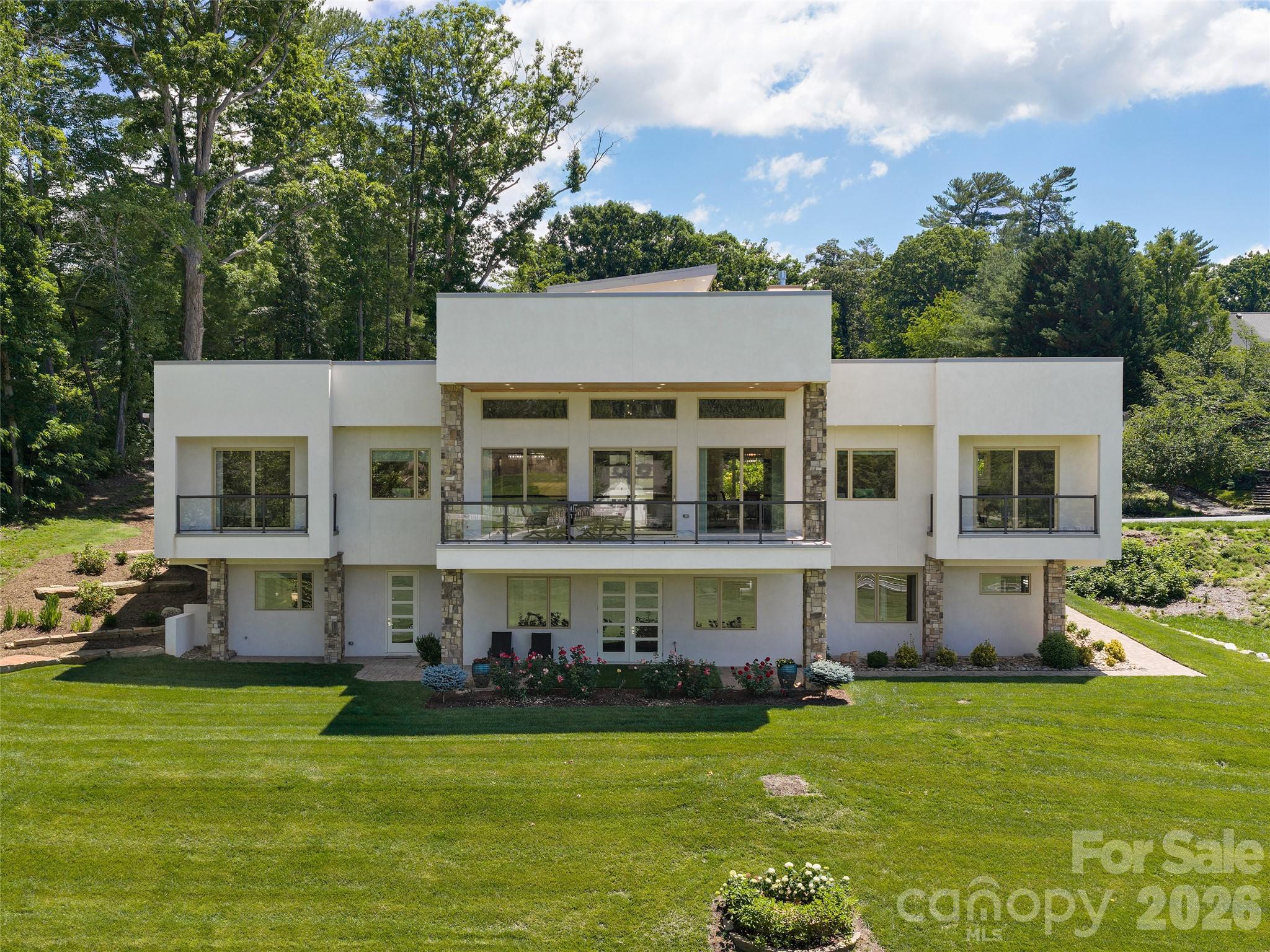 123 Wembley Road — Asheville