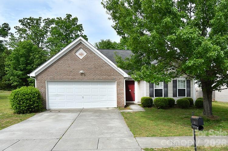 6710 Goldenwillow Drive — Charlotte