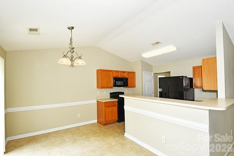 6710 Goldenwillow Drive — Charlotte