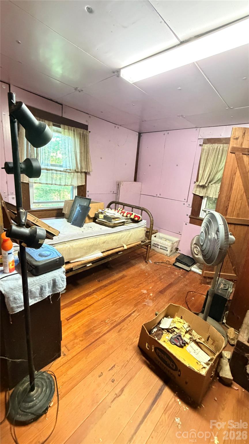 20 Utopia Road — Asheville