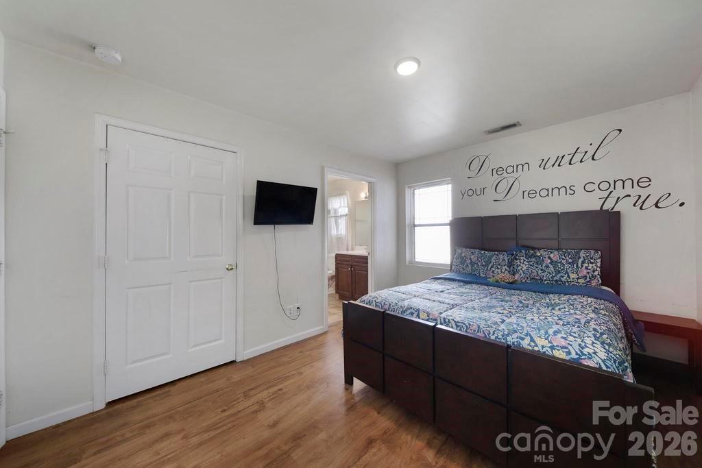 362 Sharpe Street — Mooresville