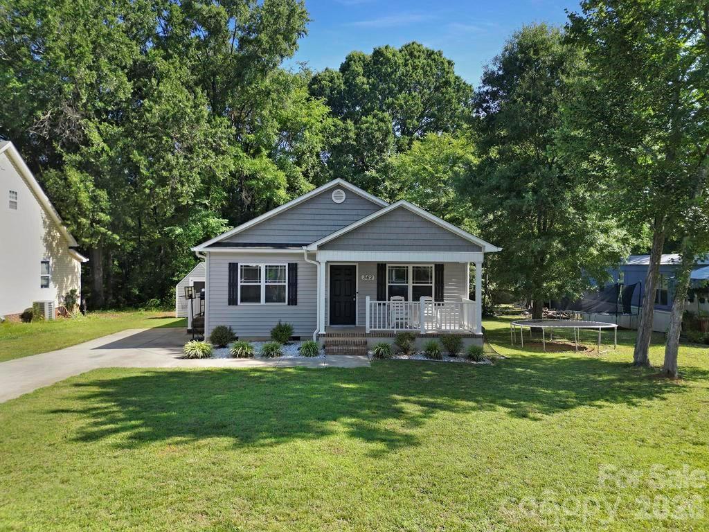 362 Sharpe Street — Mooresville