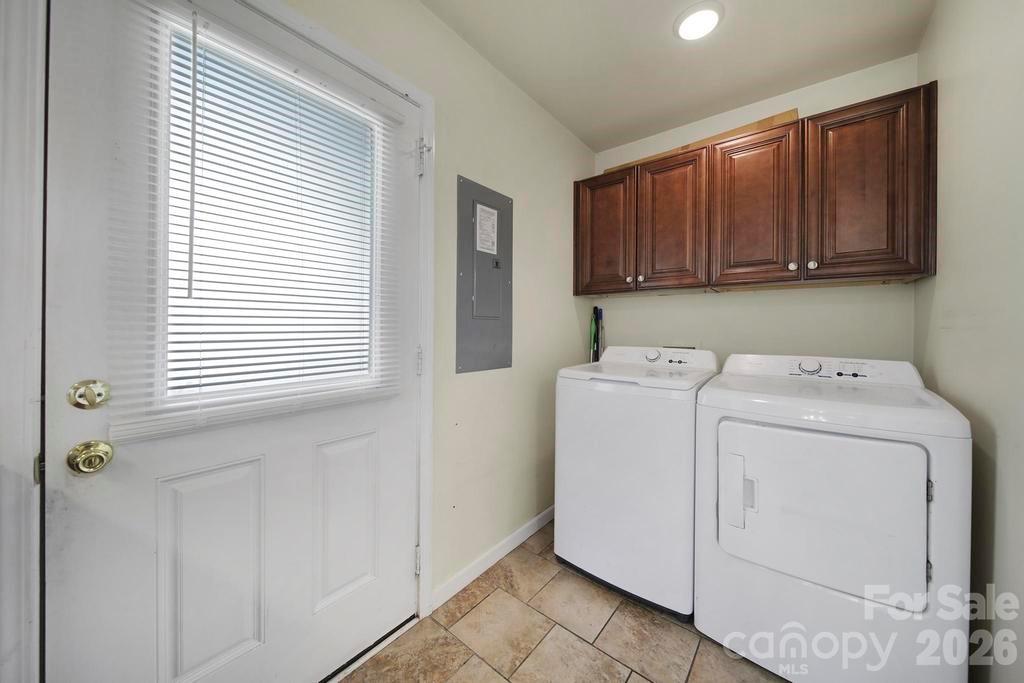 362 Sharpe Street — Mooresville