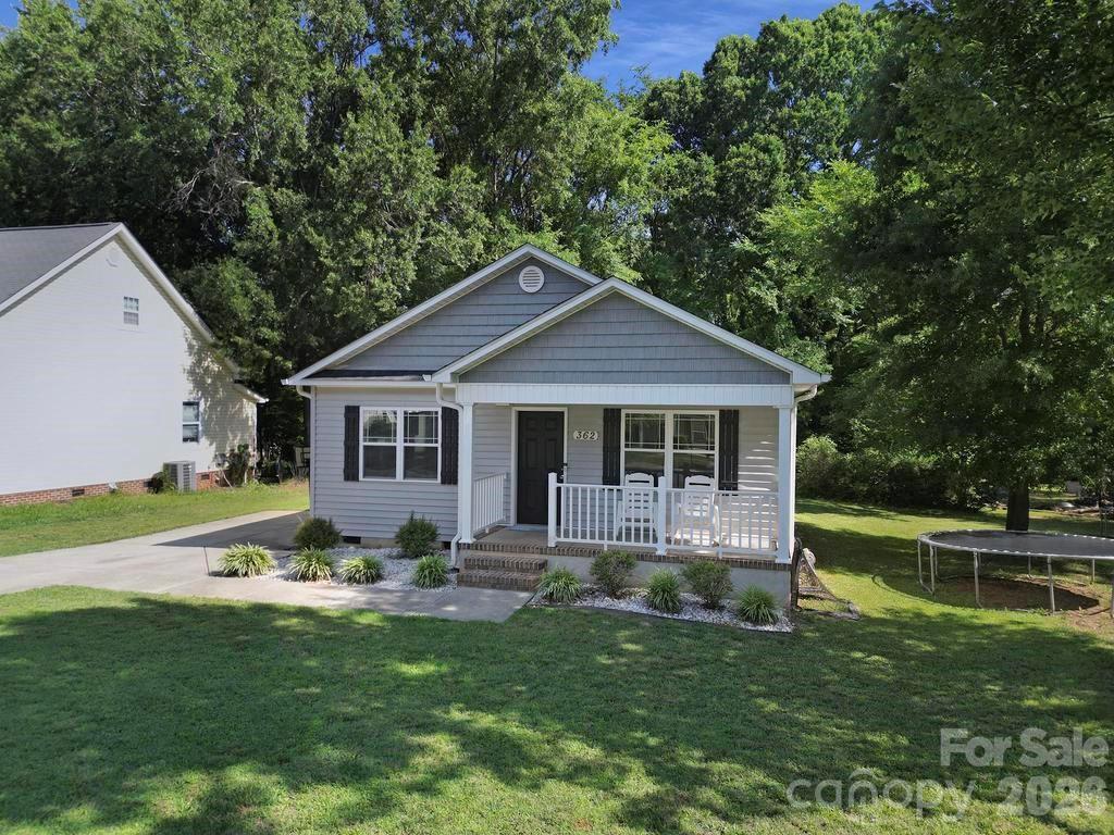 362 Sharpe Street — Mooresville