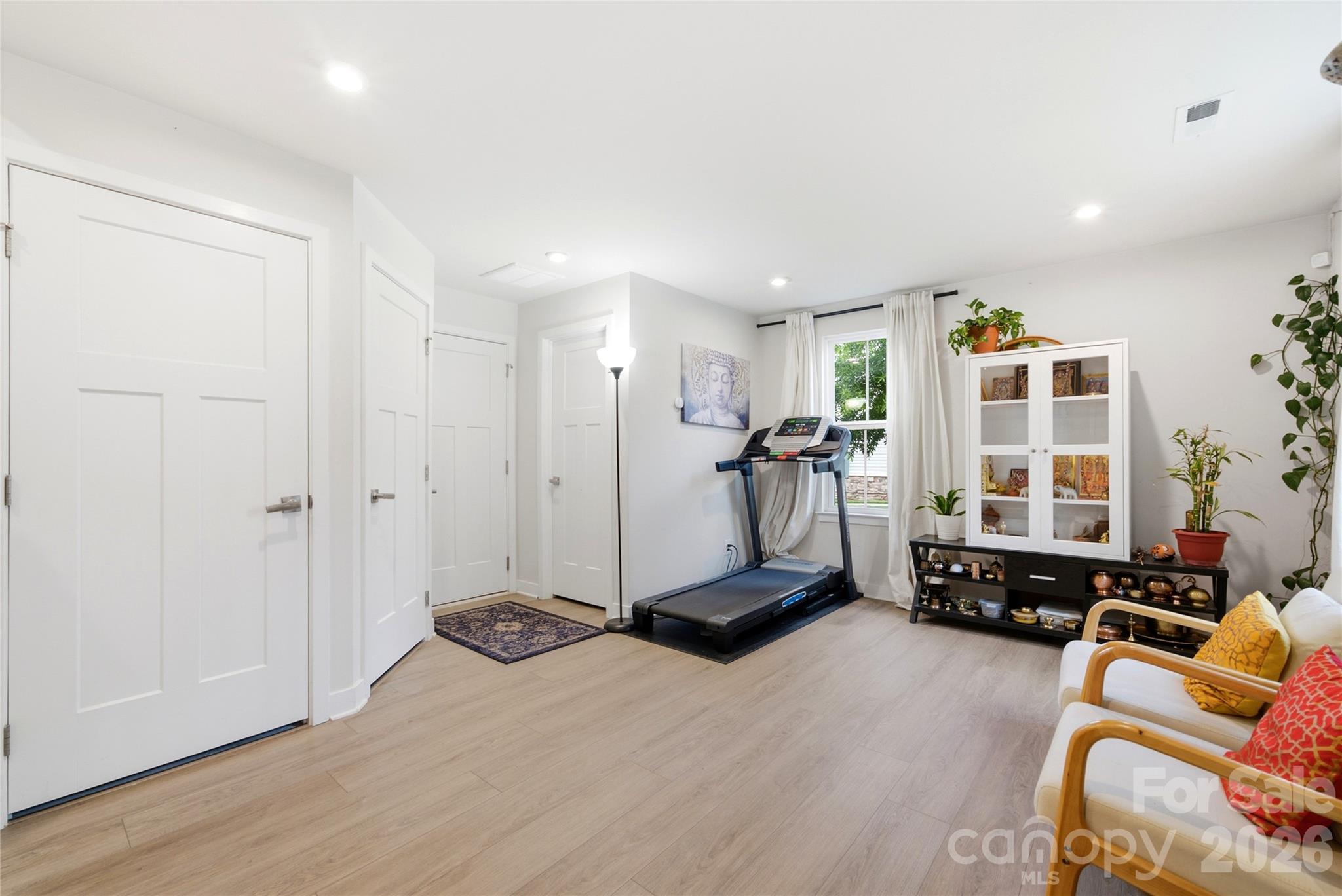 9116 Mallard Mills Drive — Charlotte