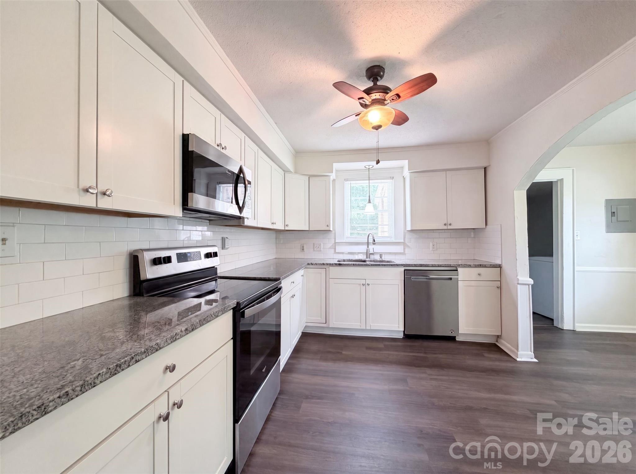 206 Lilly Street — Cherryville