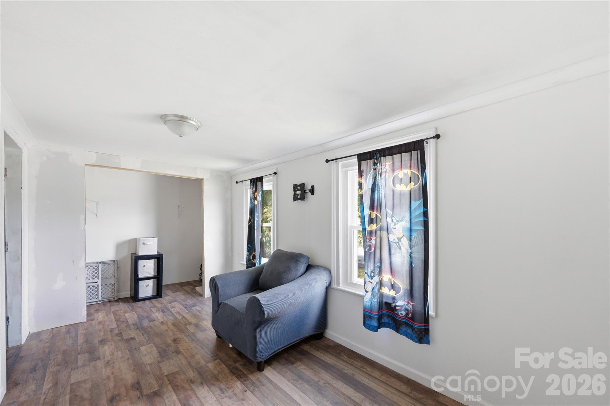 802 Canal Road — Lockhart