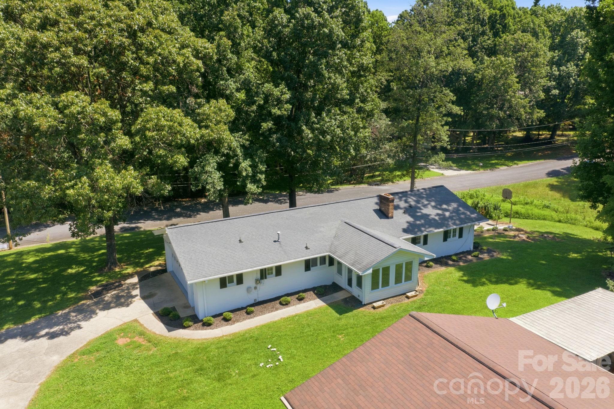 803 E 24th Street — Newton