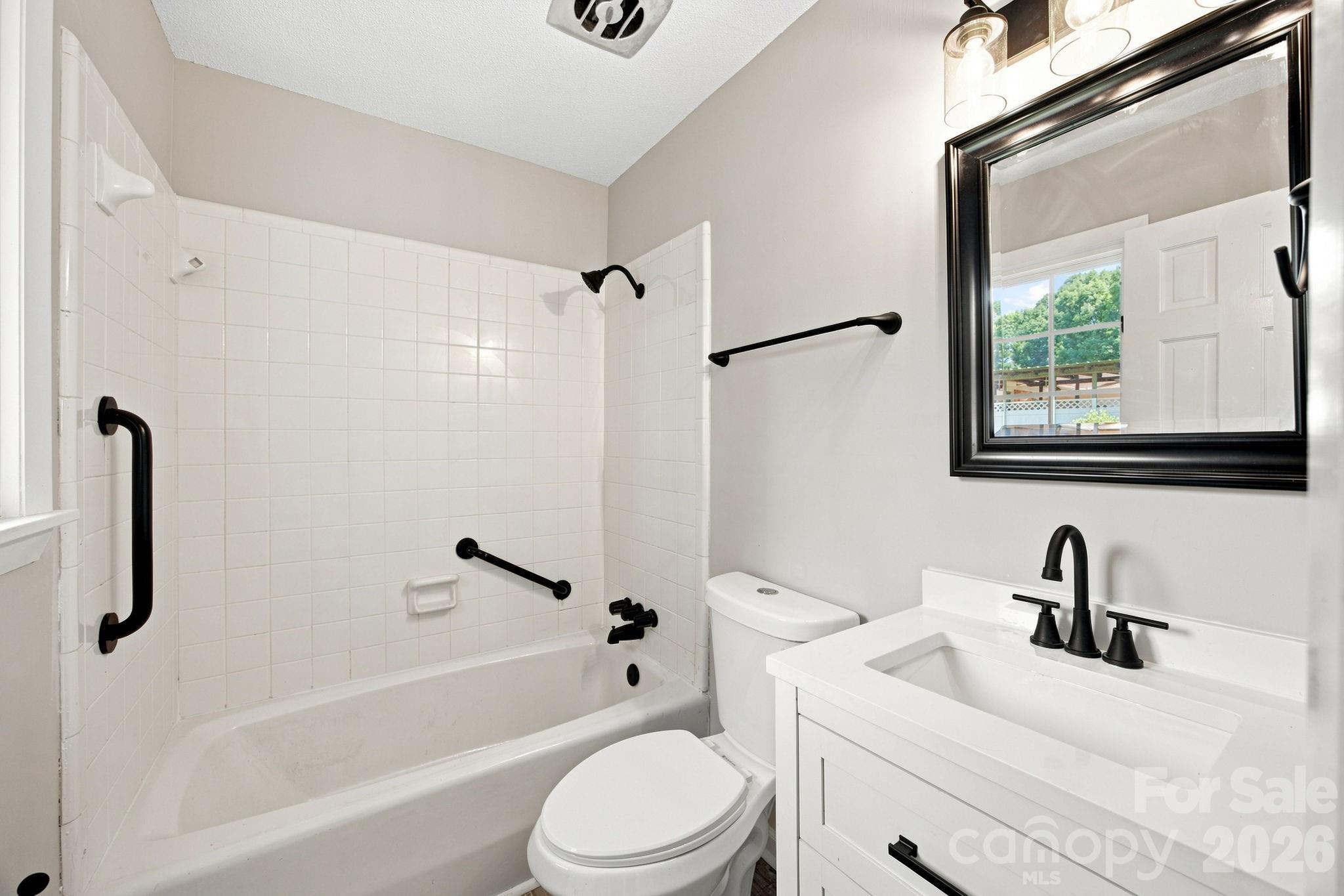 803 E 24th Street — Newton