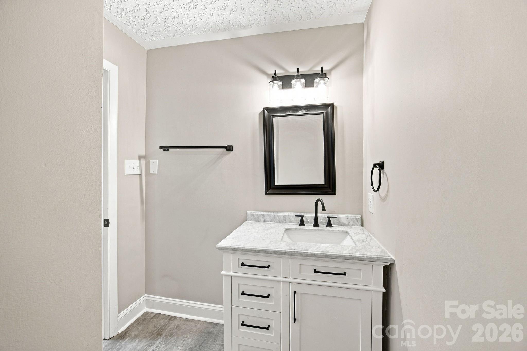 803 E 24th Street — Newton