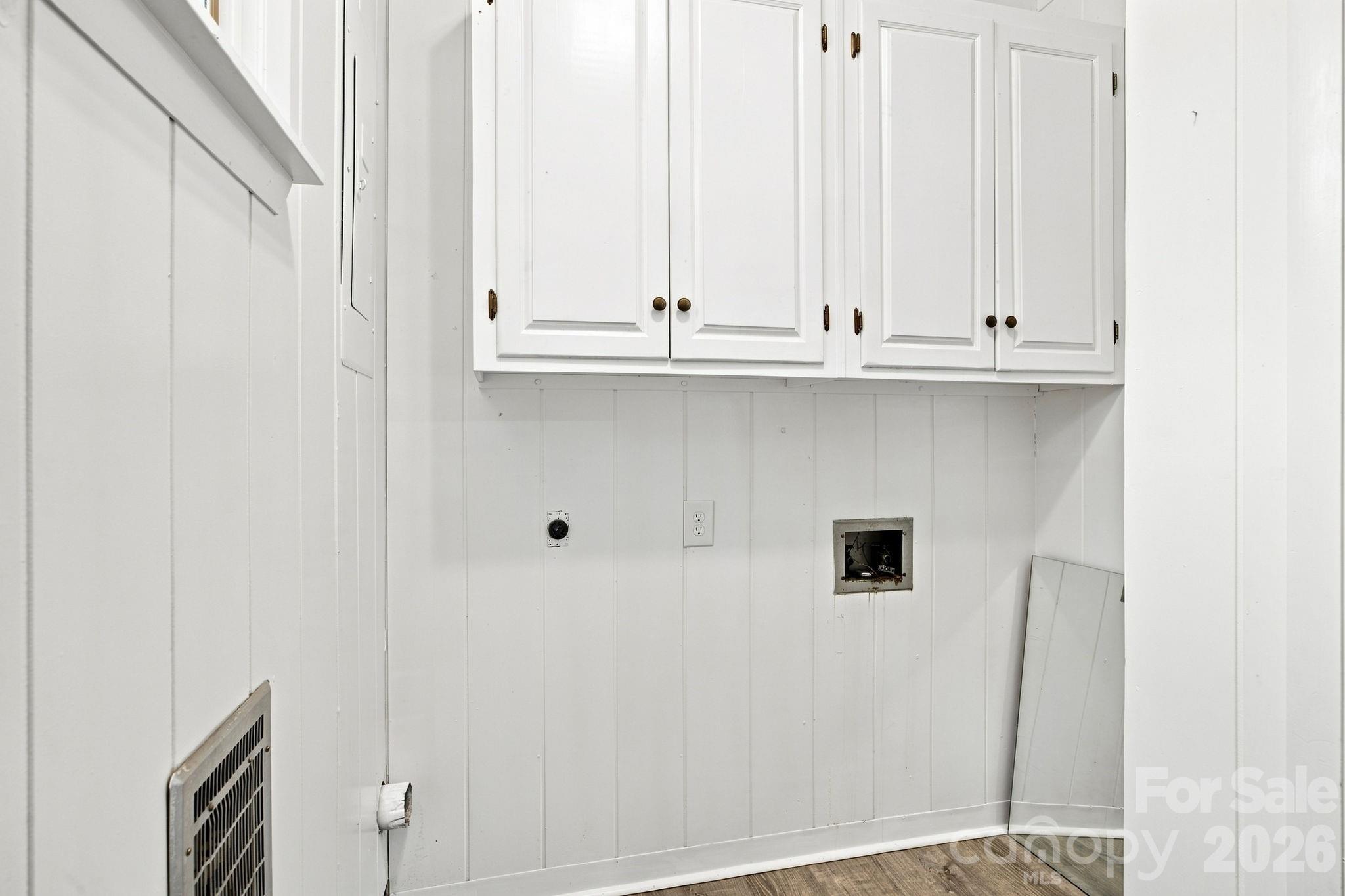 803 E 24th Street — Newton