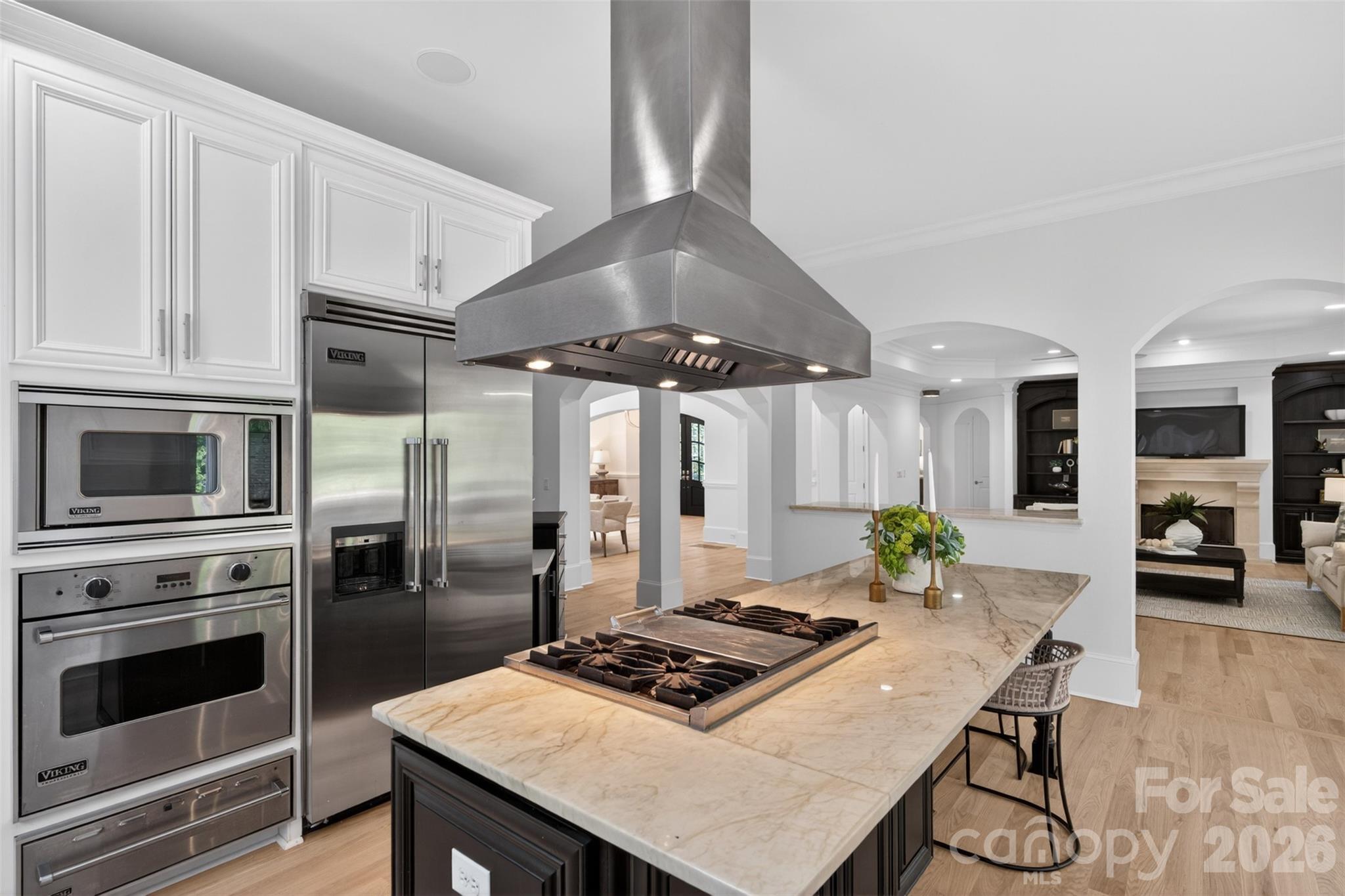 2132 Foxcroft Woods Lane — Charlotte