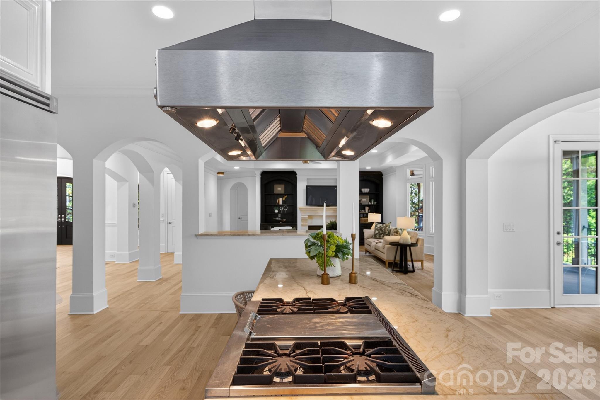 2132 Foxcroft Woods Lane — Charlotte