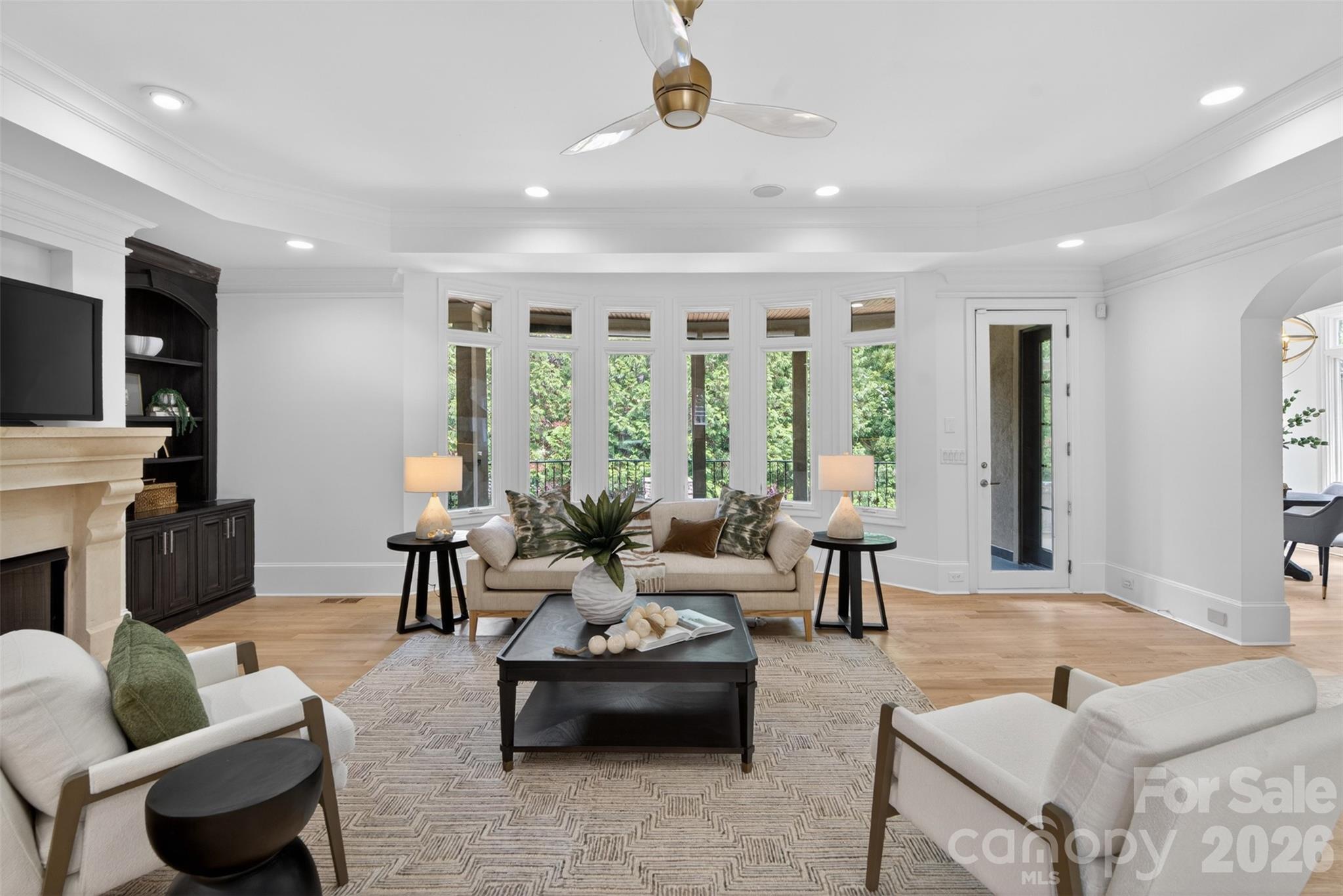 2132 Foxcroft Woods Lane — Charlotte