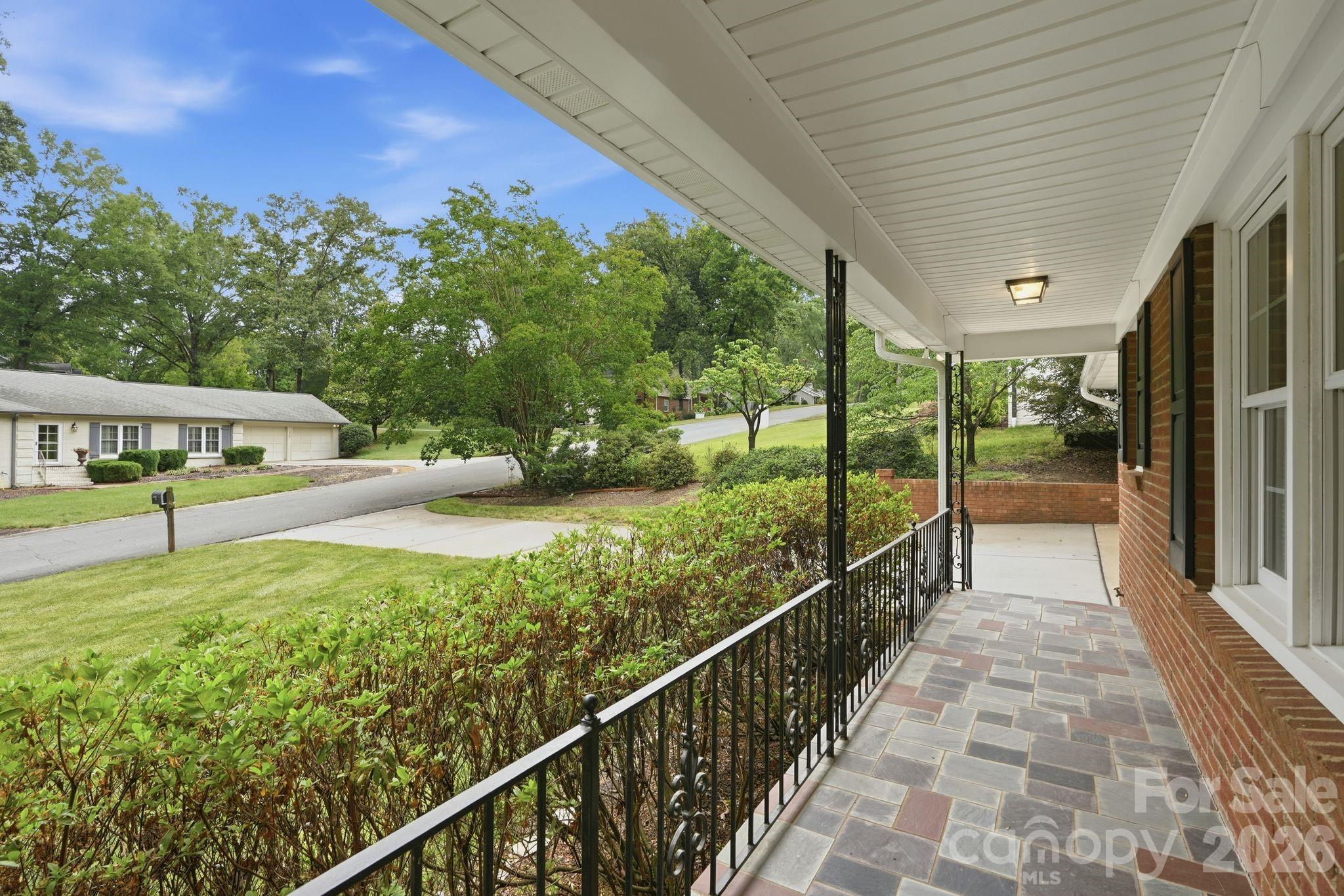 926 Shady Bluff Drive — Charlotte