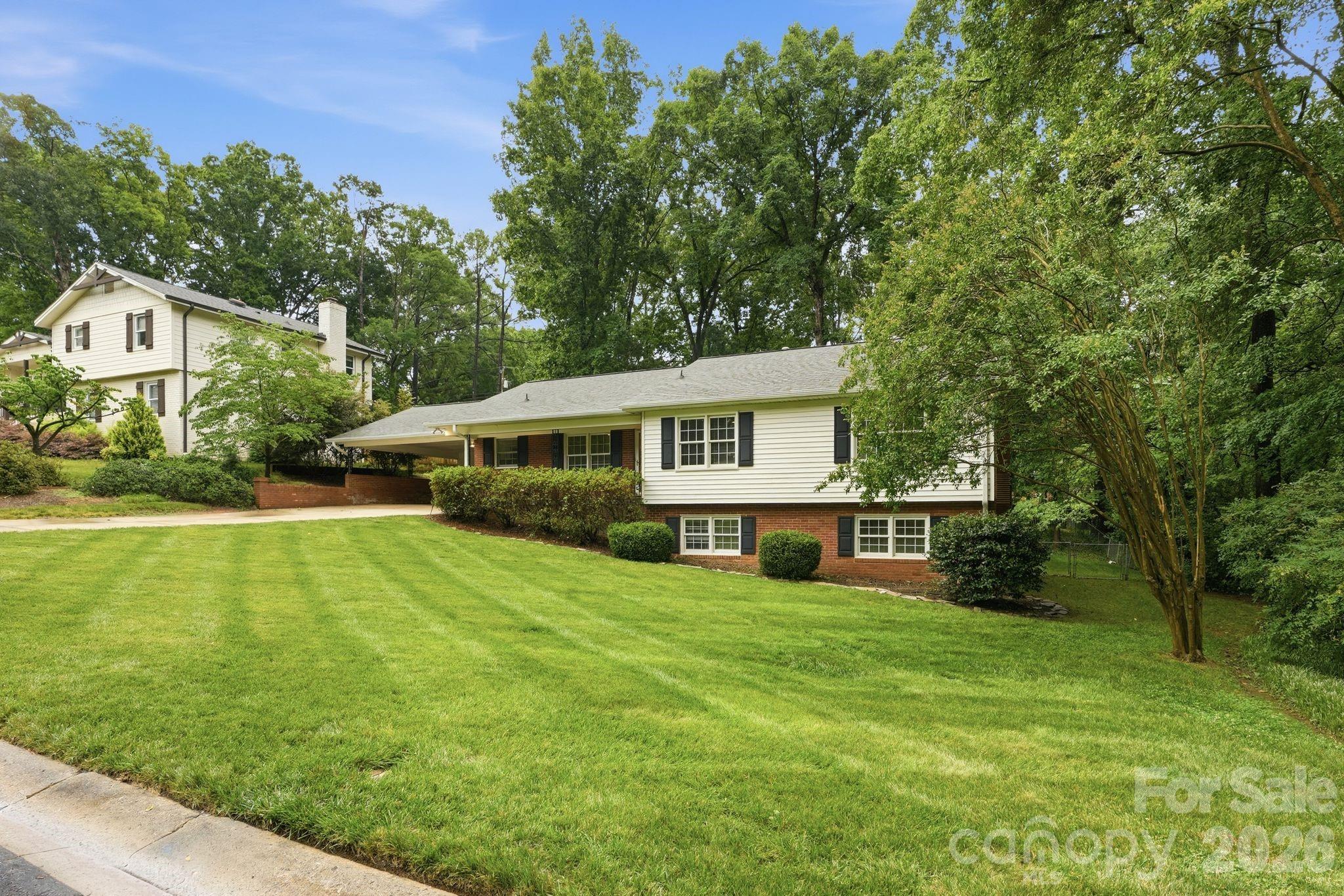 926 Shady Bluff Drive — Charlotte