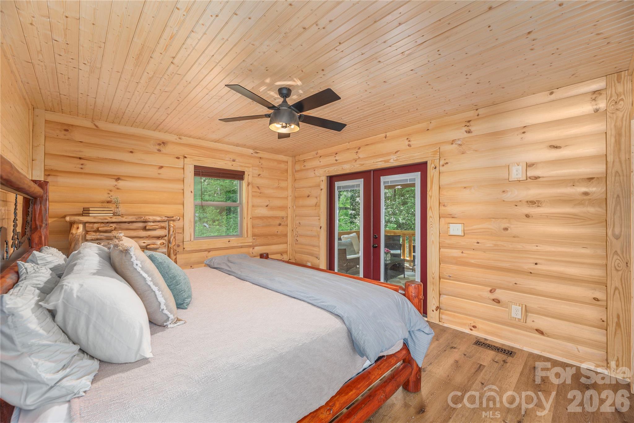 484 Twinbrook Lane — Maggie Valley