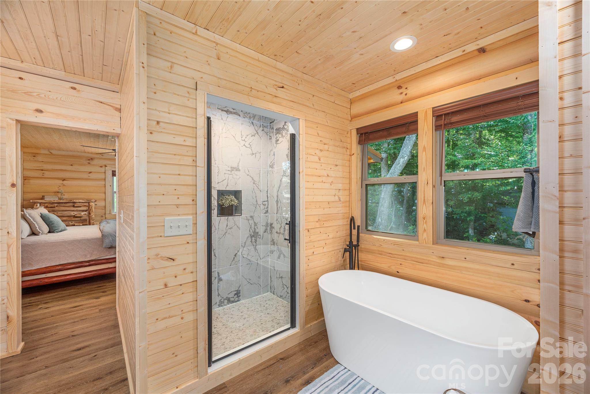 484 Twinbrook Lane — Maggie Valley