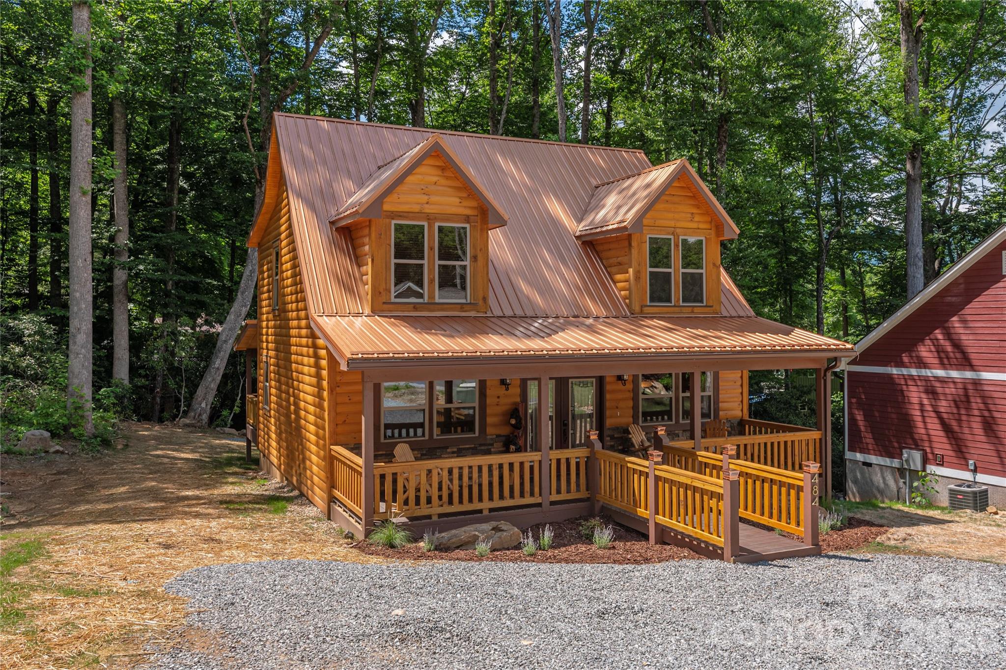 484 Twinbrook Lane — Maggie Valley