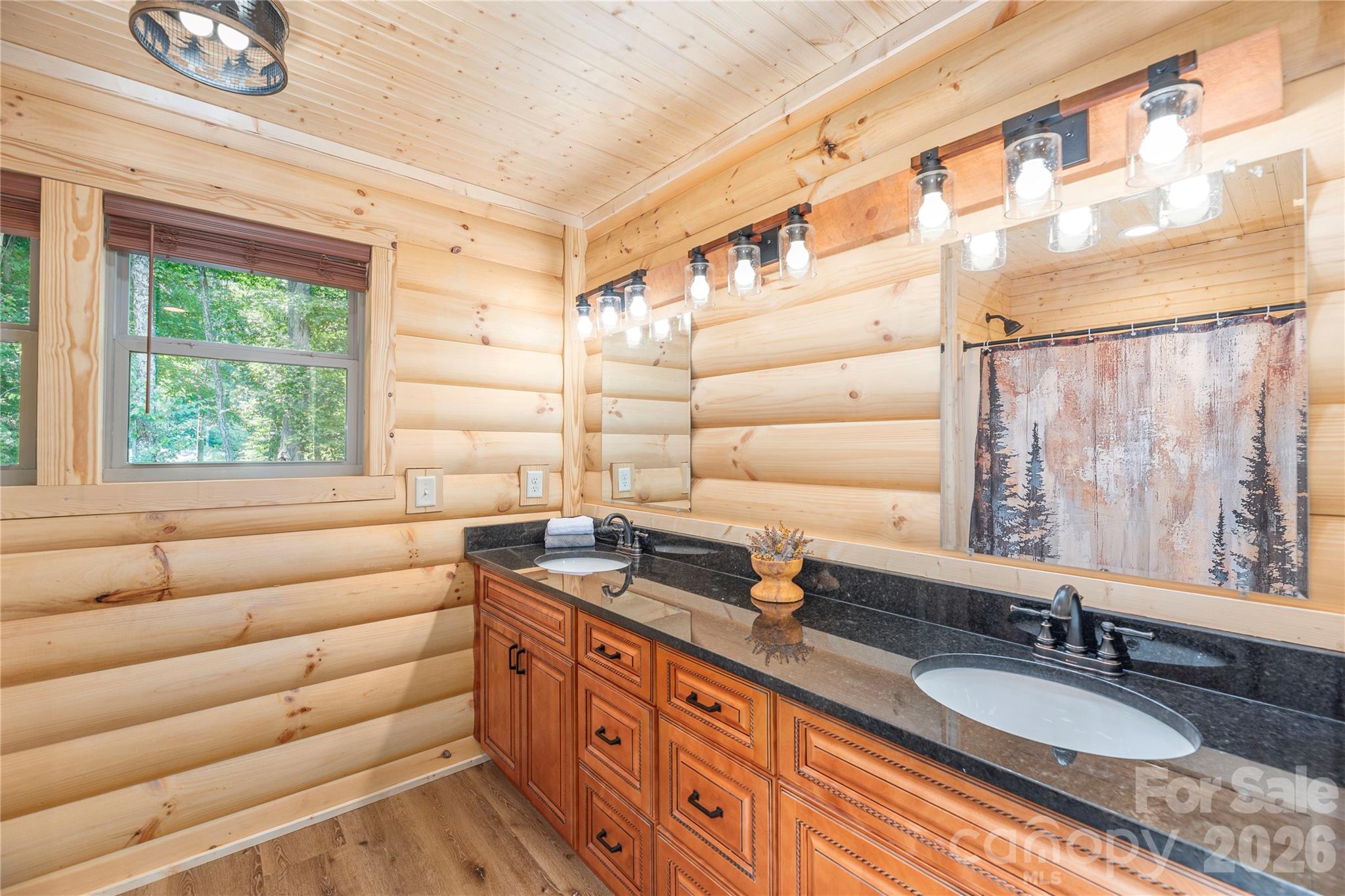 484 Twinbrook Lane — Maggie Valley