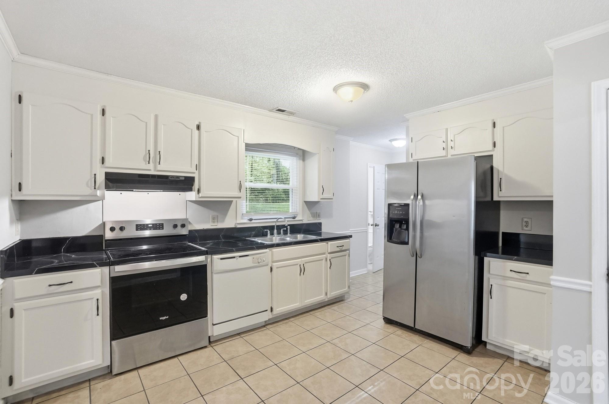 618 Tryon Place — Gastonia