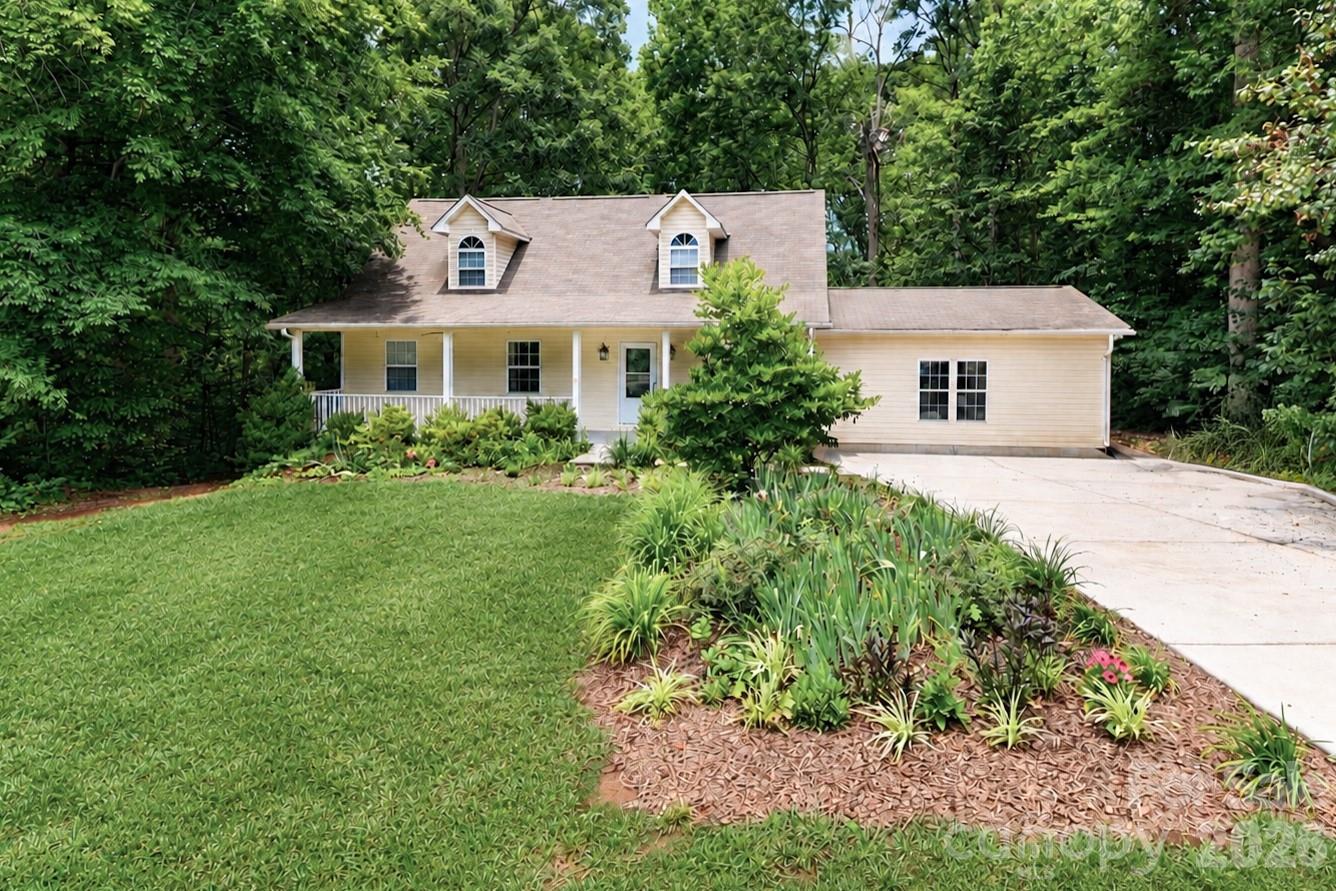 7371 Summit Drive — Denver