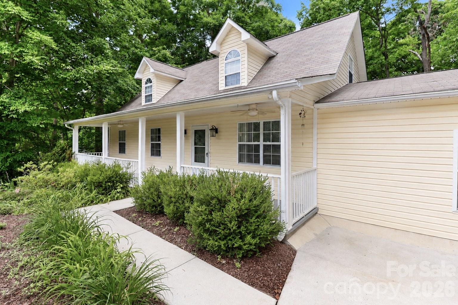 7371 Summit Drive — Denver