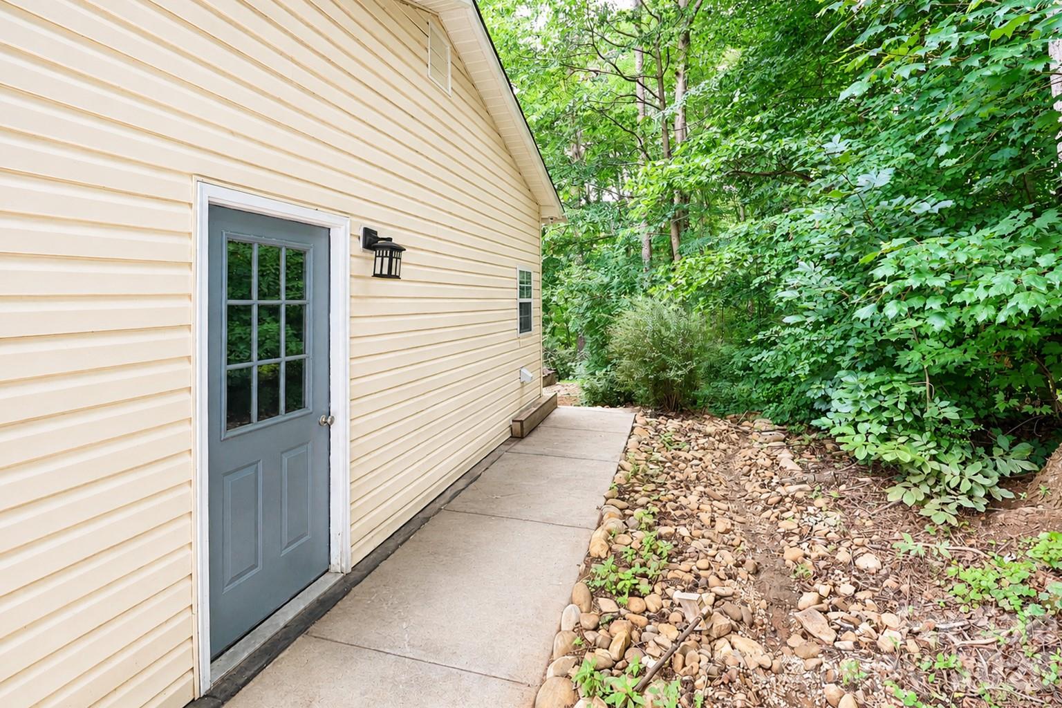 7371 Summit Drive — Denver