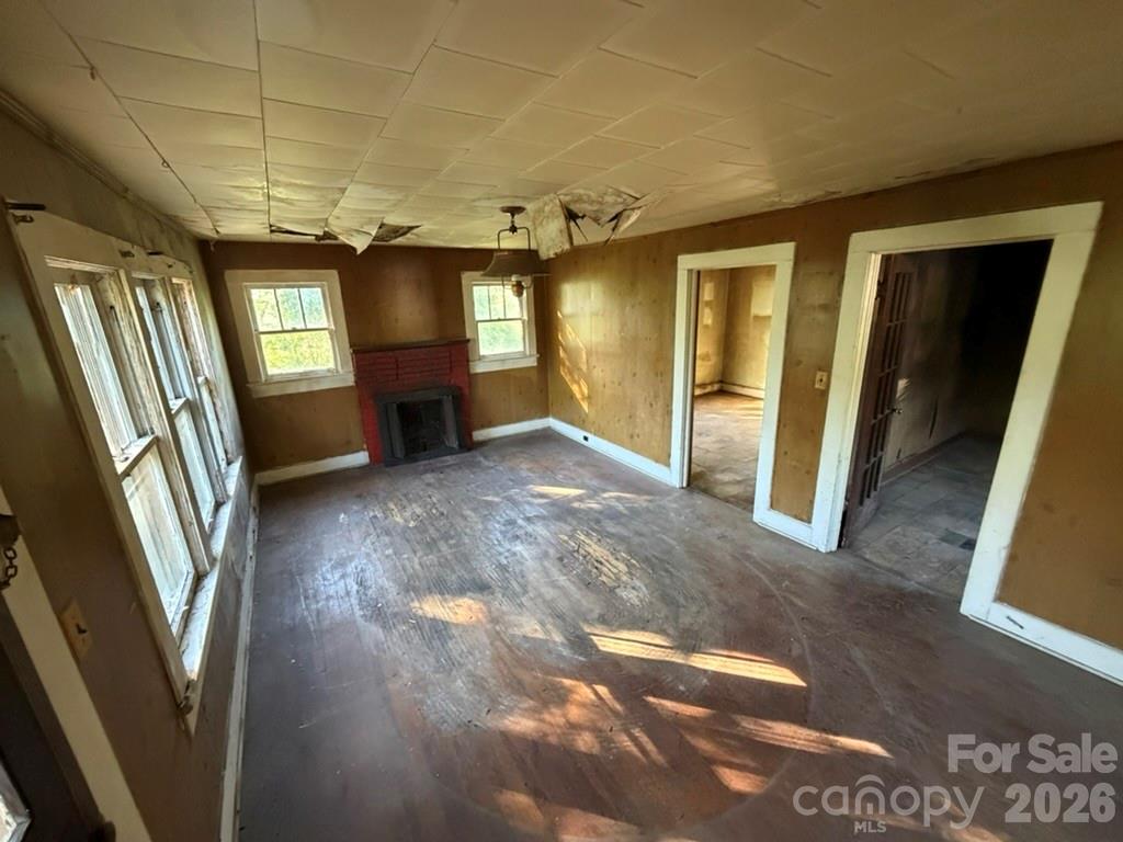 3370 Rocky Road — Lenoir