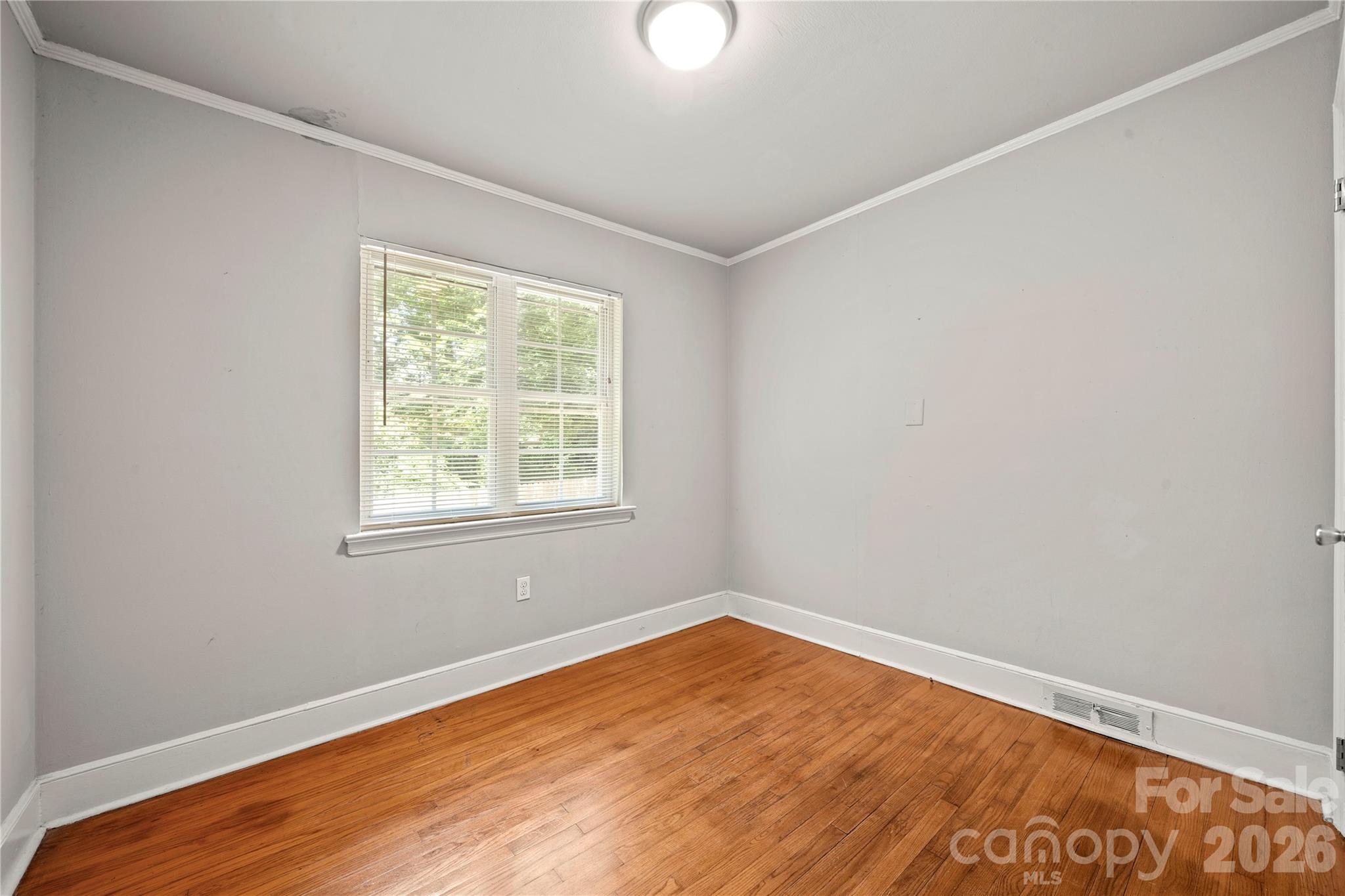 5027 Erickson Road — Charlotte