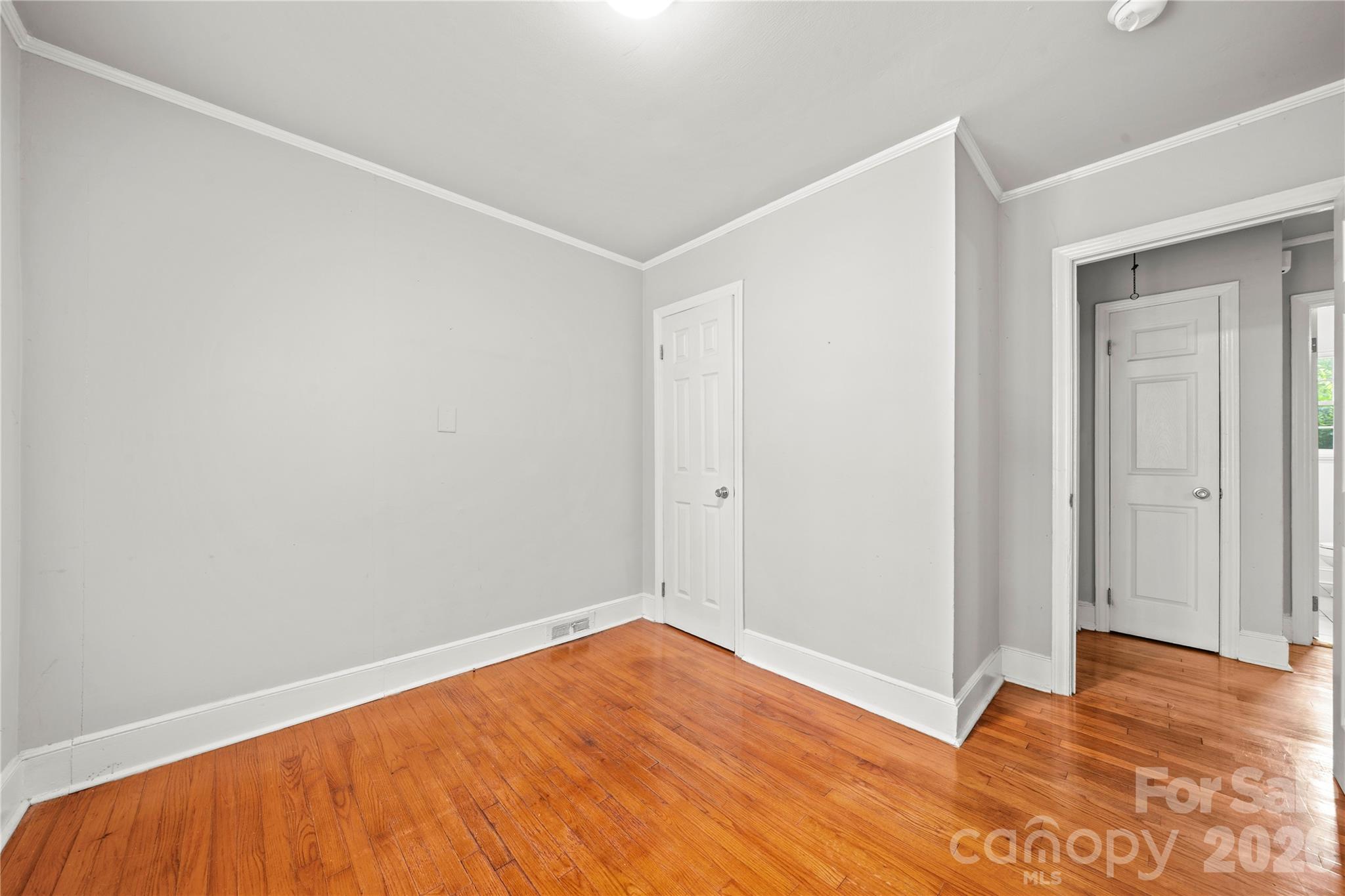 5027 Erickson Road — Charlotte
