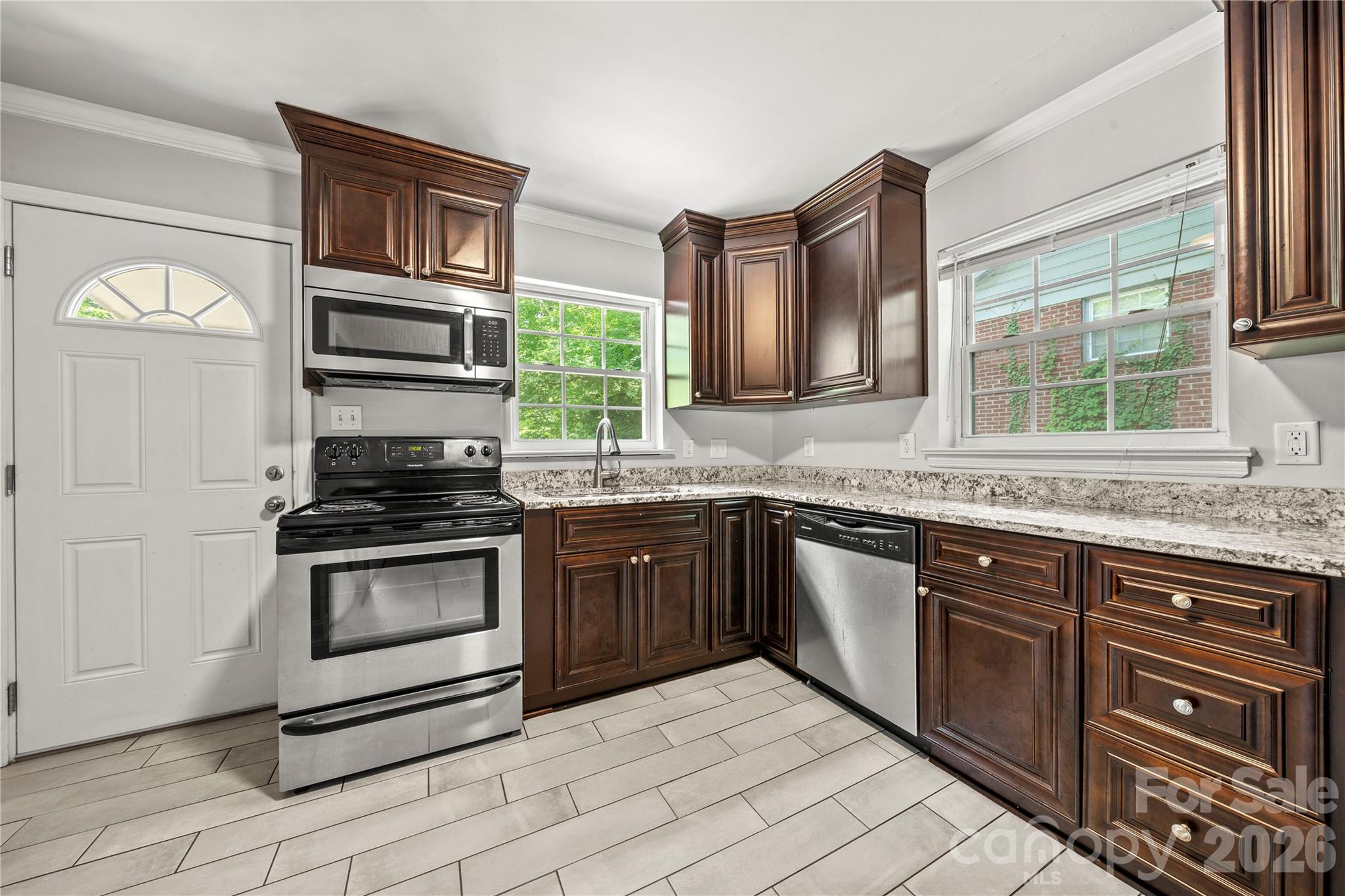5027 Erickson Road — Charlotte