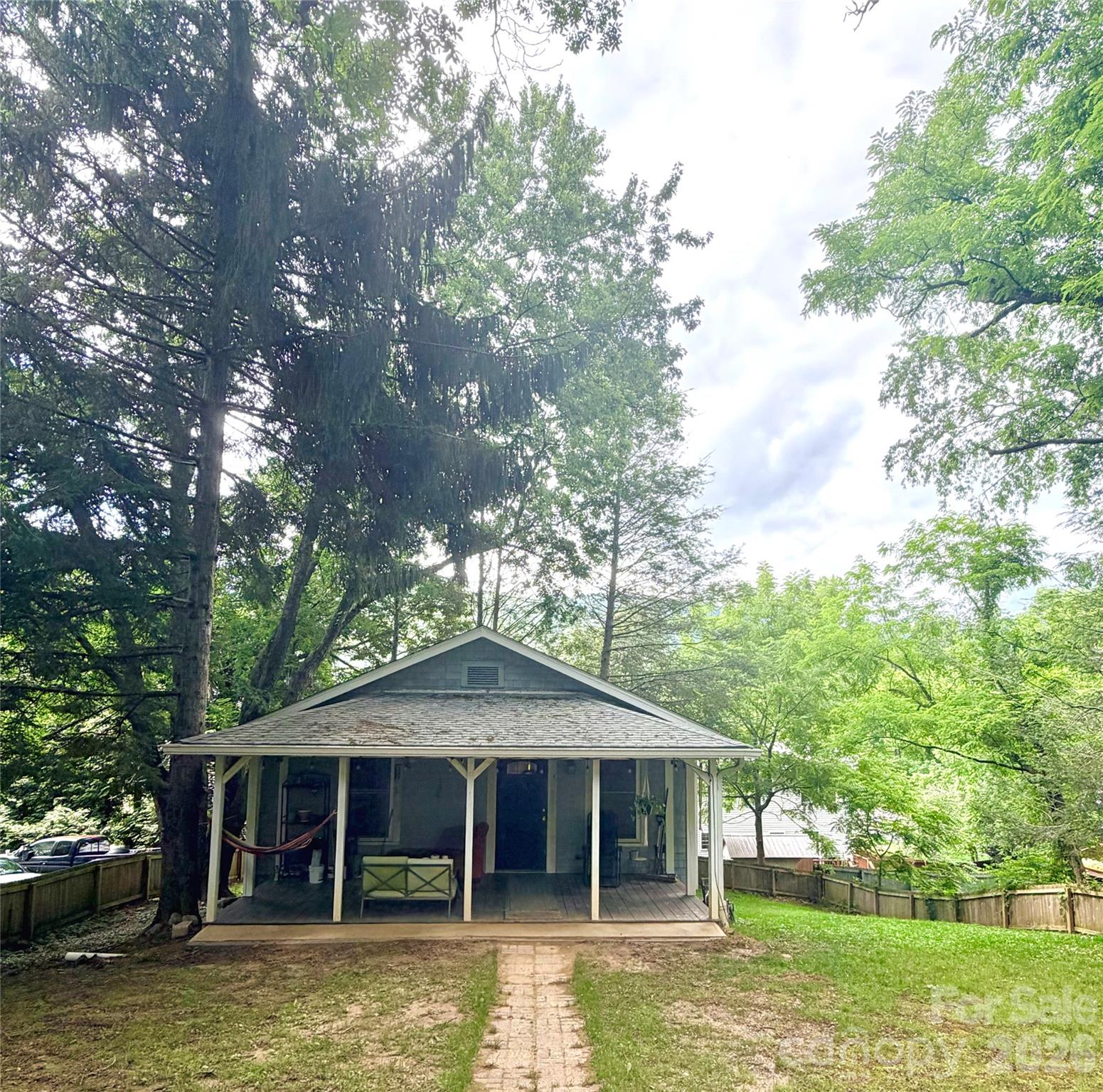 14 Border Street — Black Mountain