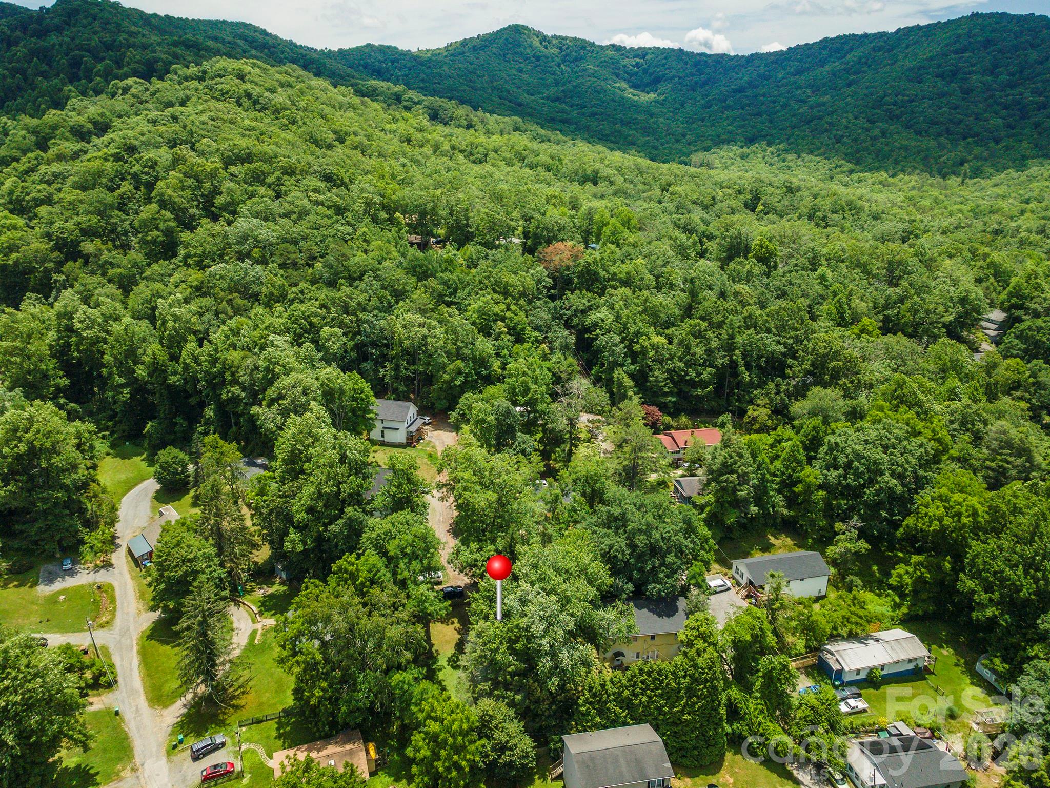 14 Border Street — Black Mountain
