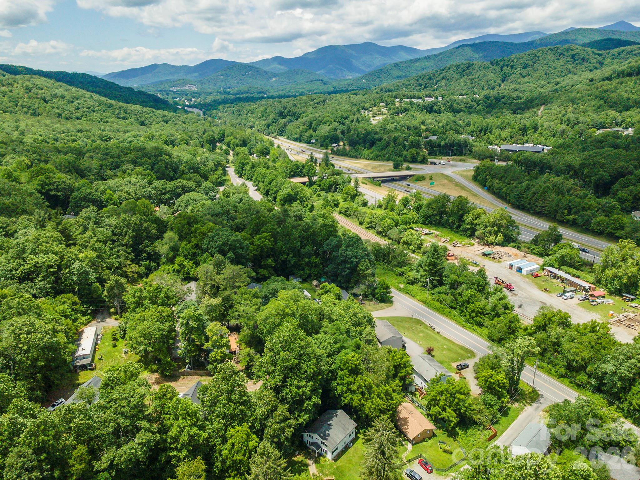 14 Border Street — Black Mountain