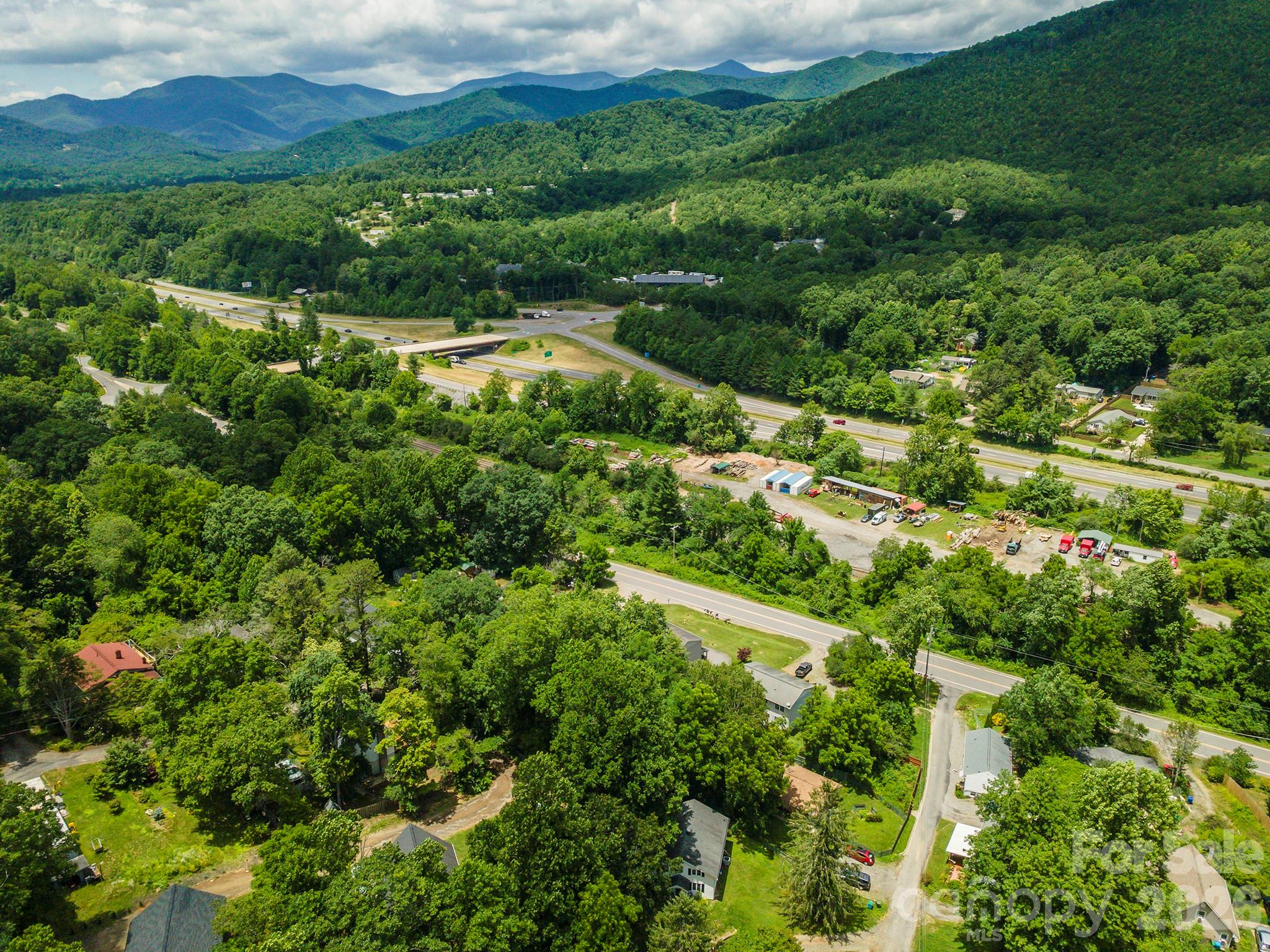 14 Border Street — Black Mountain
