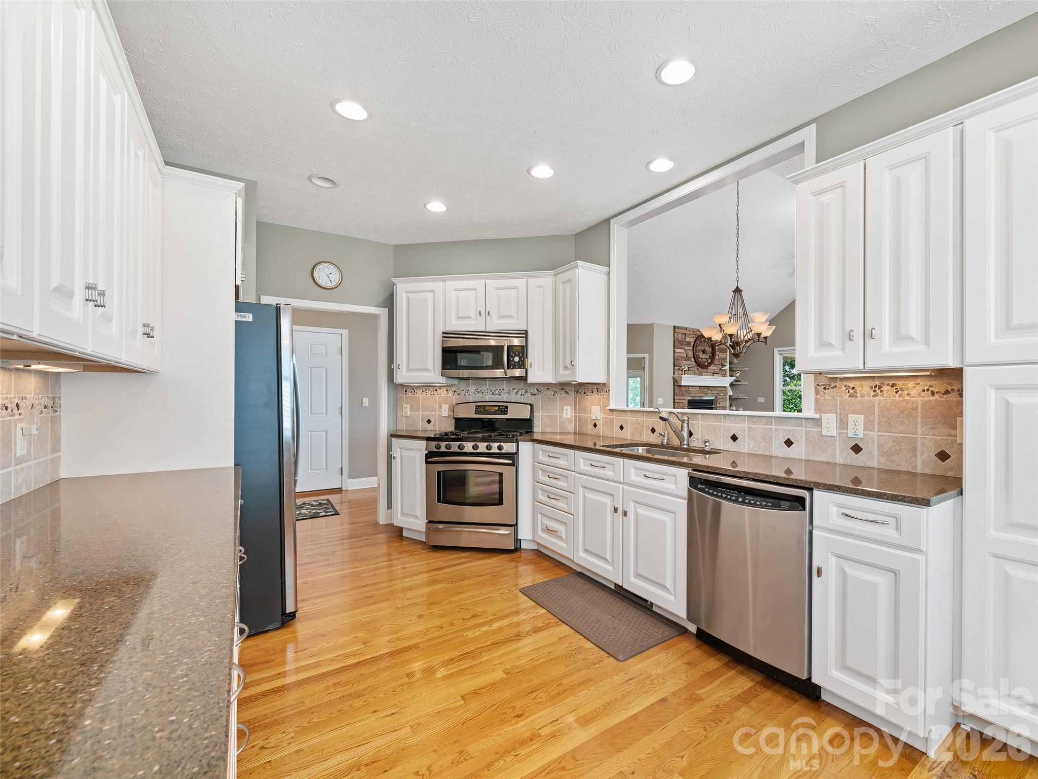 67 Ashefield Court — Hendersonville