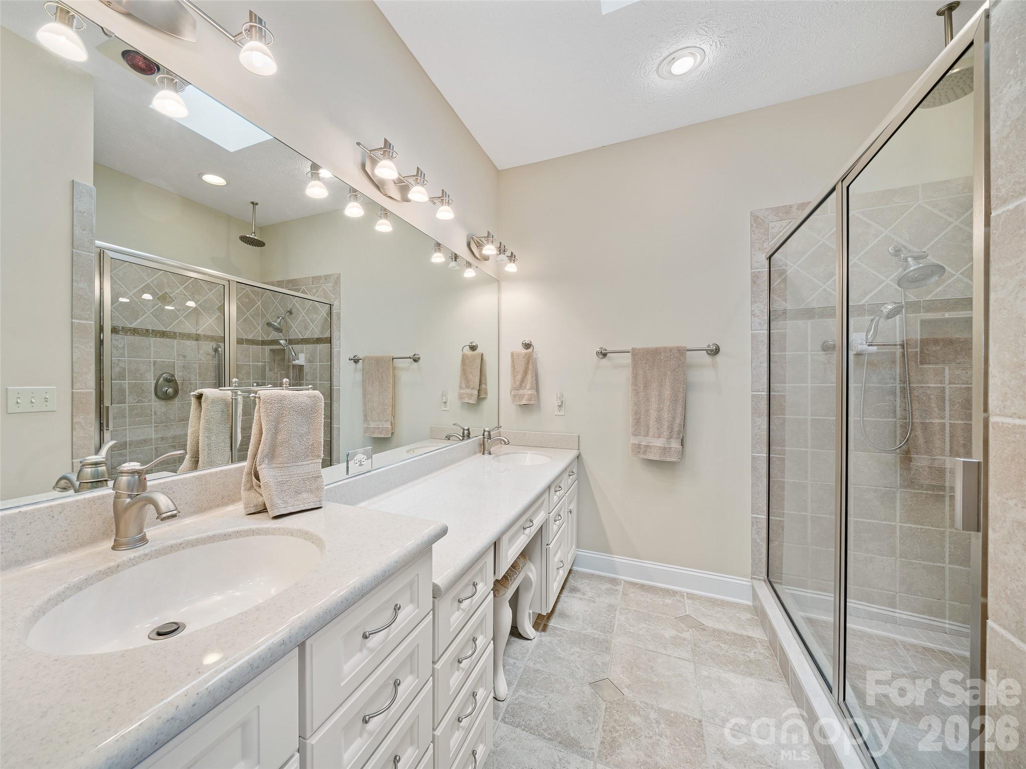 67 Ashefield Court — Hendersonville